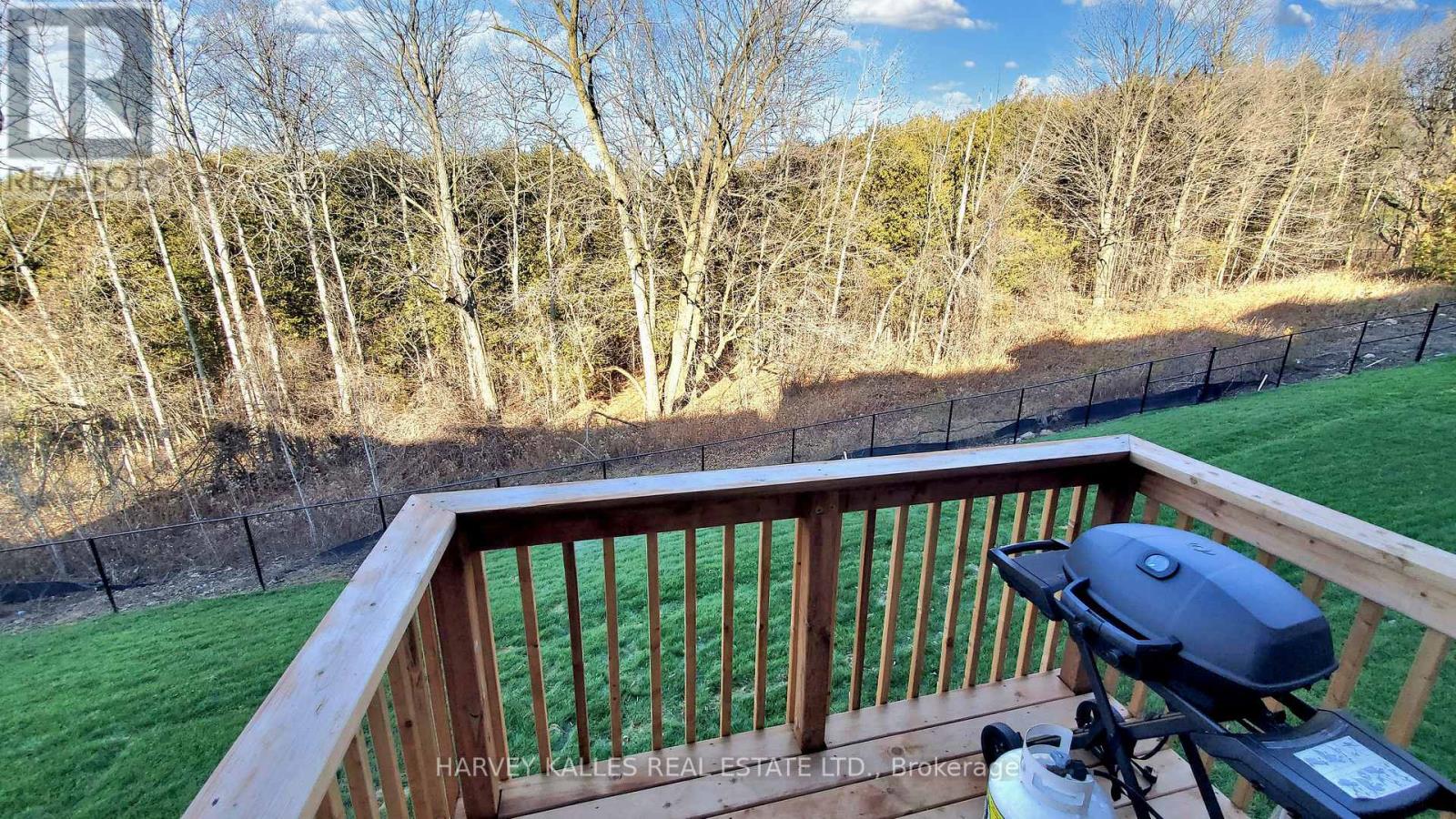56 Charles White Court, East Gwillimbury (Sharon), Ontario  L0G 1V0 - Photo 20 - N13611834