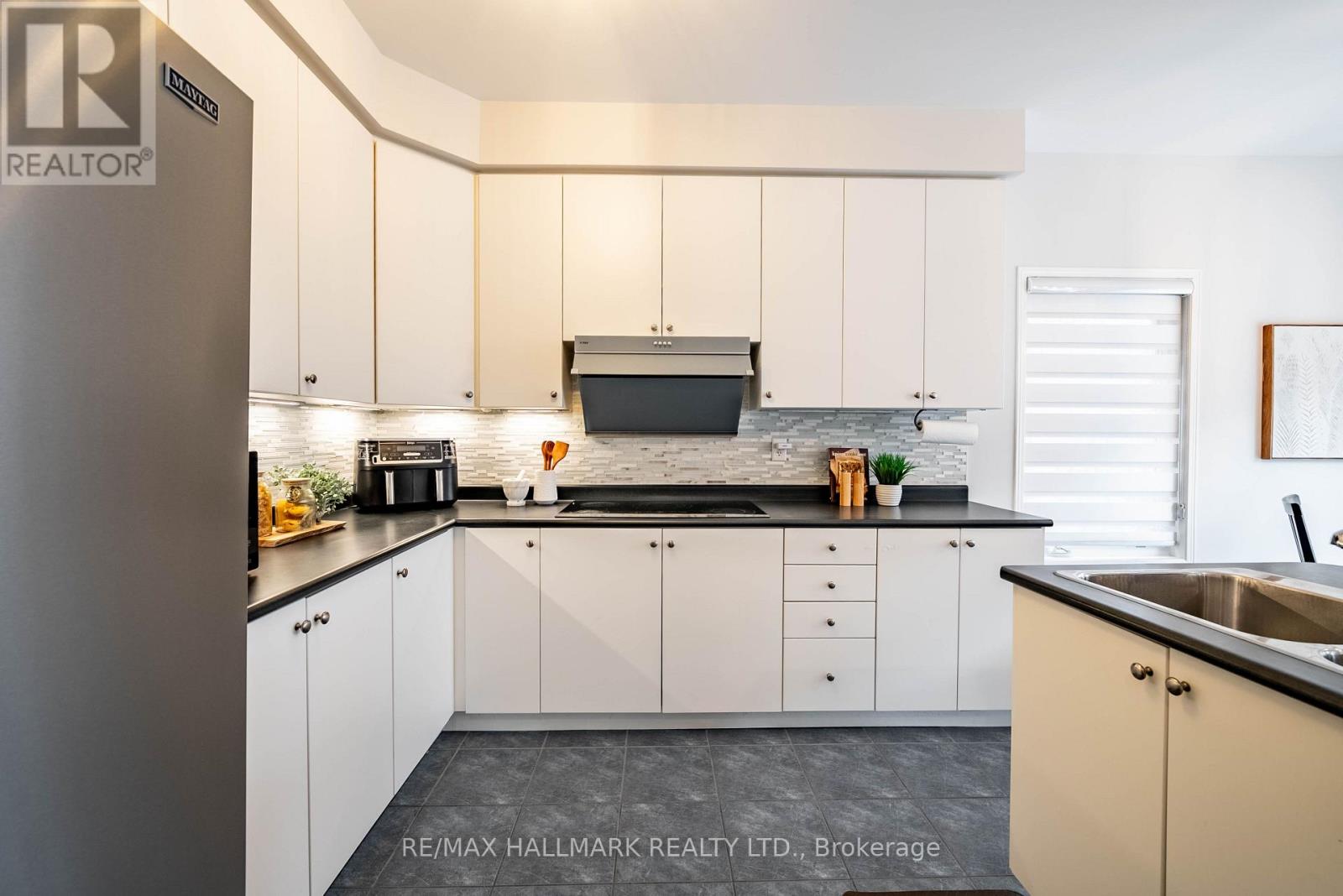 406 Reeves Way Boulevard, Whitchurch-Stouffville, Ontario  L4A 0H3 - Photo 20 - N13611848
