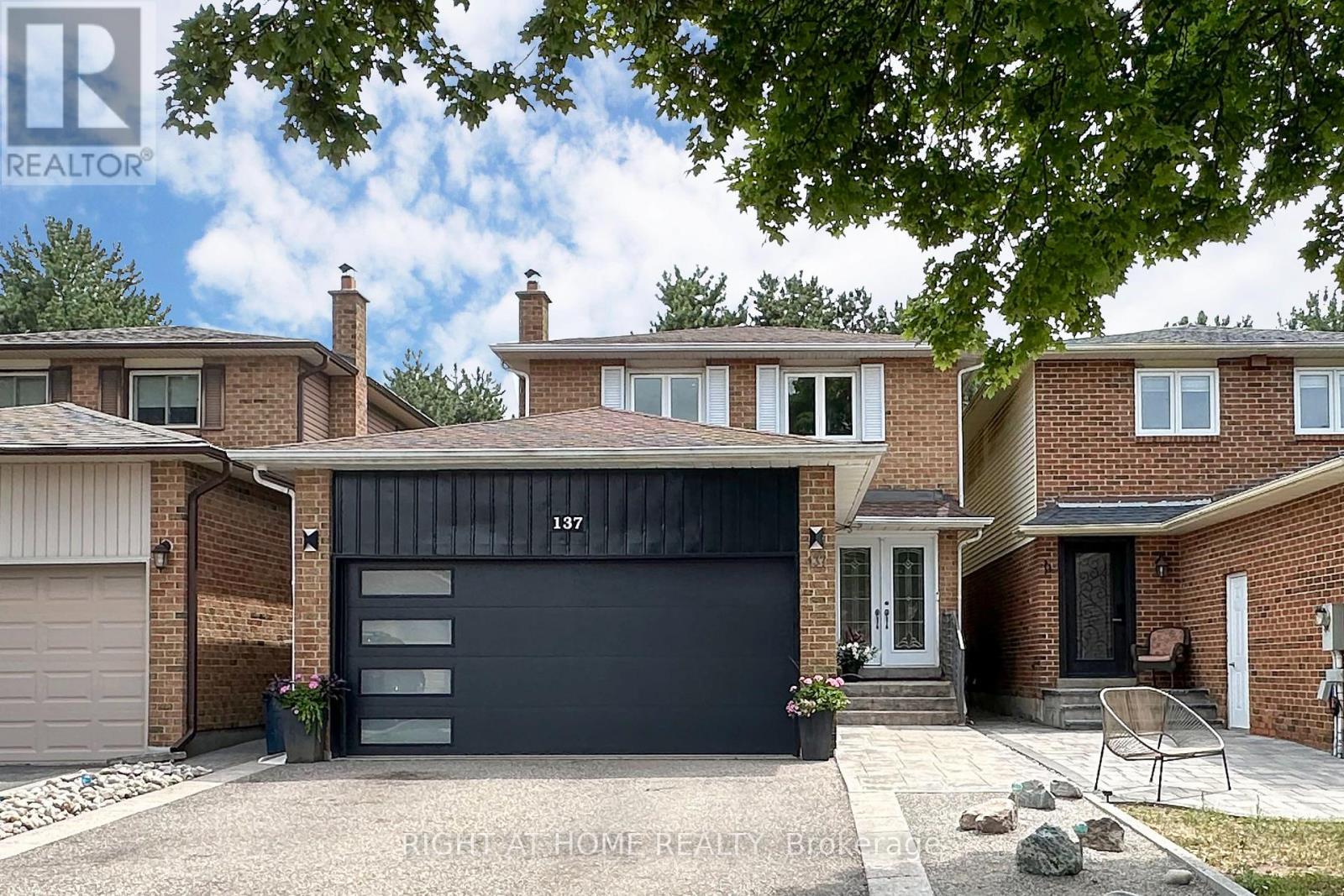 137 JOANNA CRESCENT, Vaughan, Ontario