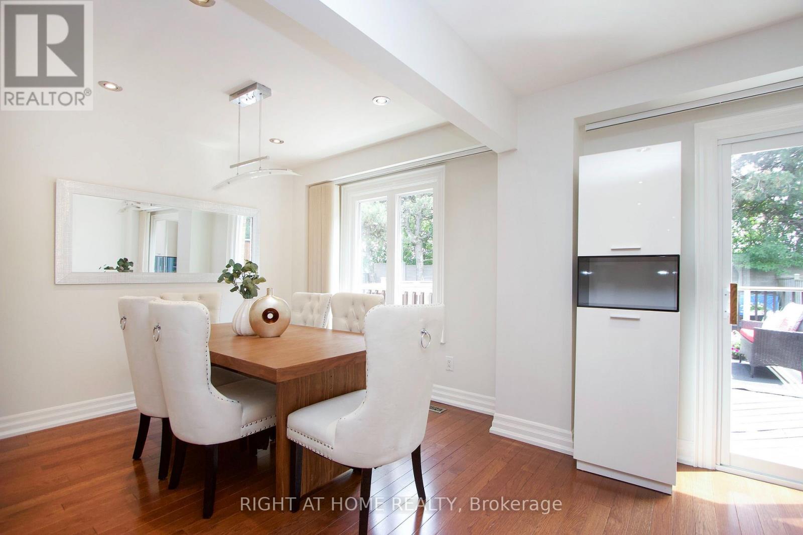 137 Joanna Crescent, Vaughan (Crestwood-Springfarm-Yorkhill), Ontario  L4J 5G3 - Photo 17 - N13611916