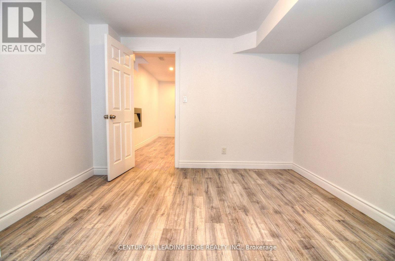 Bsmt - 1551 Mendelson Heights, Milton, Ontario  L9T 7K6 - Photo 10 - W13611814