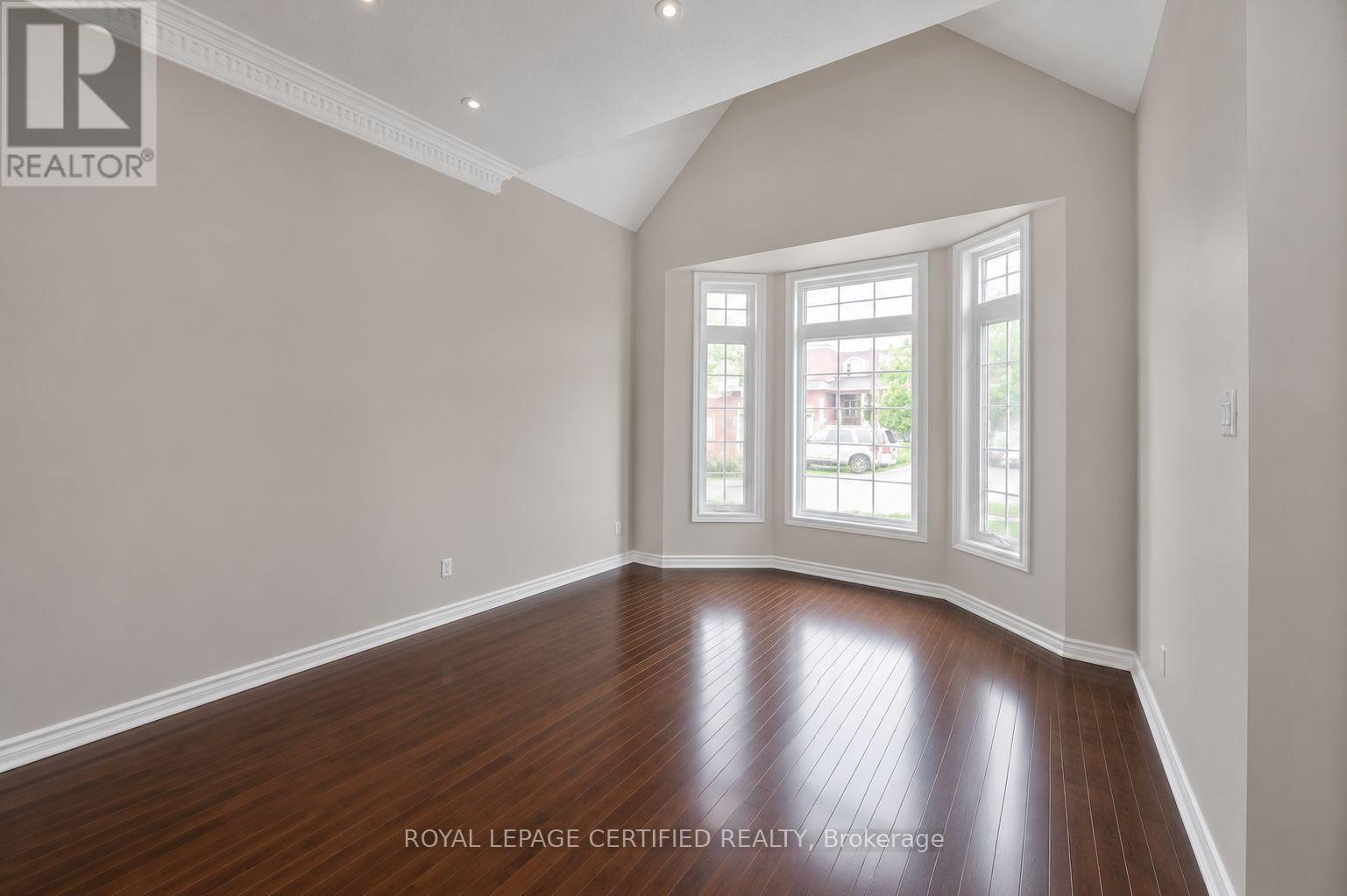 2499 Highmount Crescent, Oakville, Ontario  L6M 4Z1 - Photo 10 - W13612044