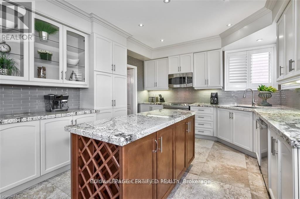 2499 Highmount Crescent, Oakville, Ontario  L6M 4Z1 - Photo 15 - W13612044