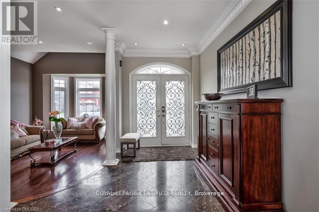 2499 Highmount Crescent, Oakville, Ontario  L6M 4Z1 - Photo 8 - W13612044