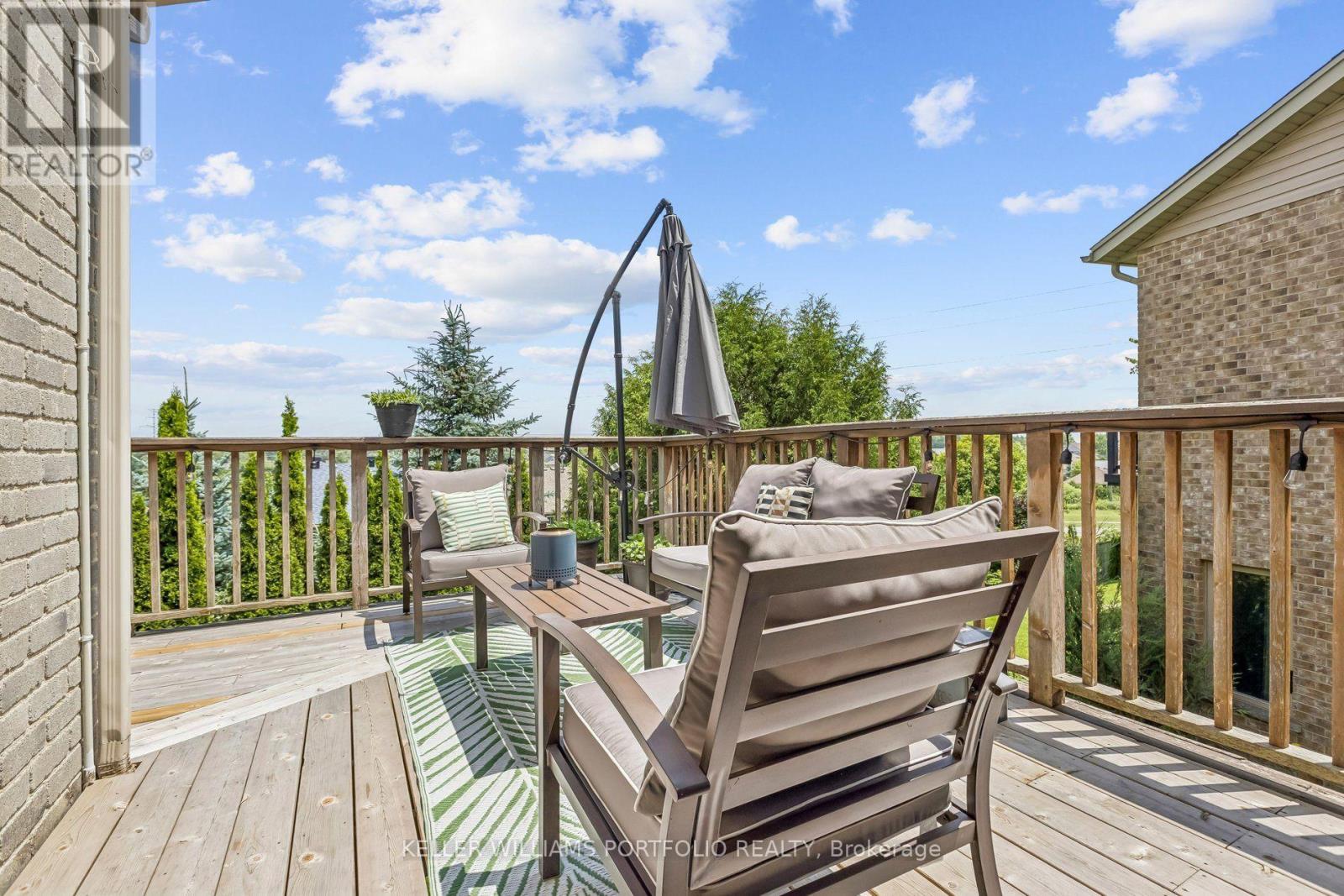 775 Klosters Drive, Waterloo, Ontario  N2V 2V4 - Photo 39 - X13611948