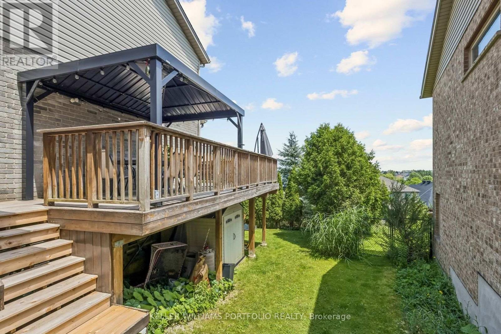 775 Klosters Drive, Waterloo, Ontario  N2V 2V4 - Photo 42 - X13611948