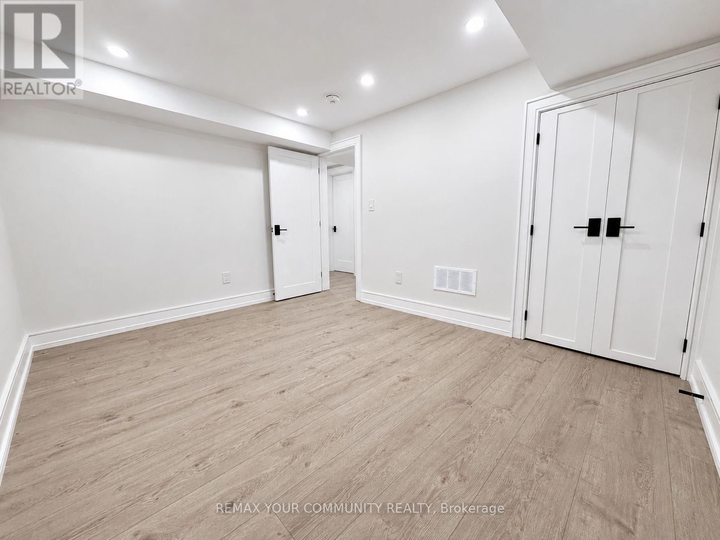 Bsmt - 969 Wildwood Drive, Newmarket, Ontario  L3Y 2B4 - Photo 17 - N13612018