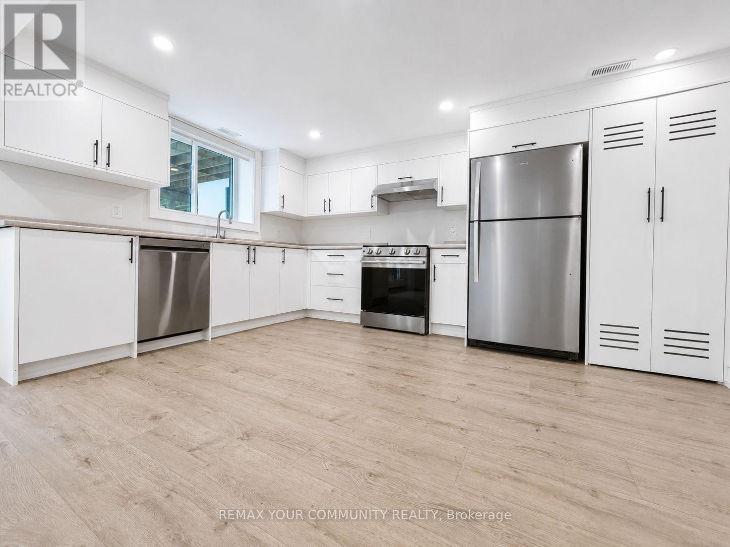 Bsmt - 969 Wildwood Drive, Newmarket, Ontario  L3Y 2B4 - Photo 10 - N13612018