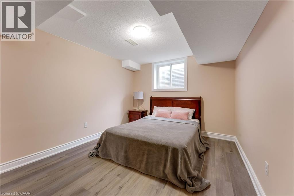 519 Yorkshire Drive, Waterloo, Ontario  N2T 2V1 - Photo 37 - 40849801