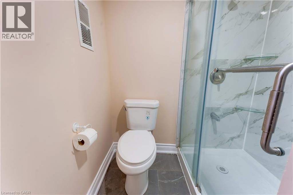 519 Yorkshire Drive, Waterloo, Ontario  N2T 2V1 - Photo 35 - 40849801