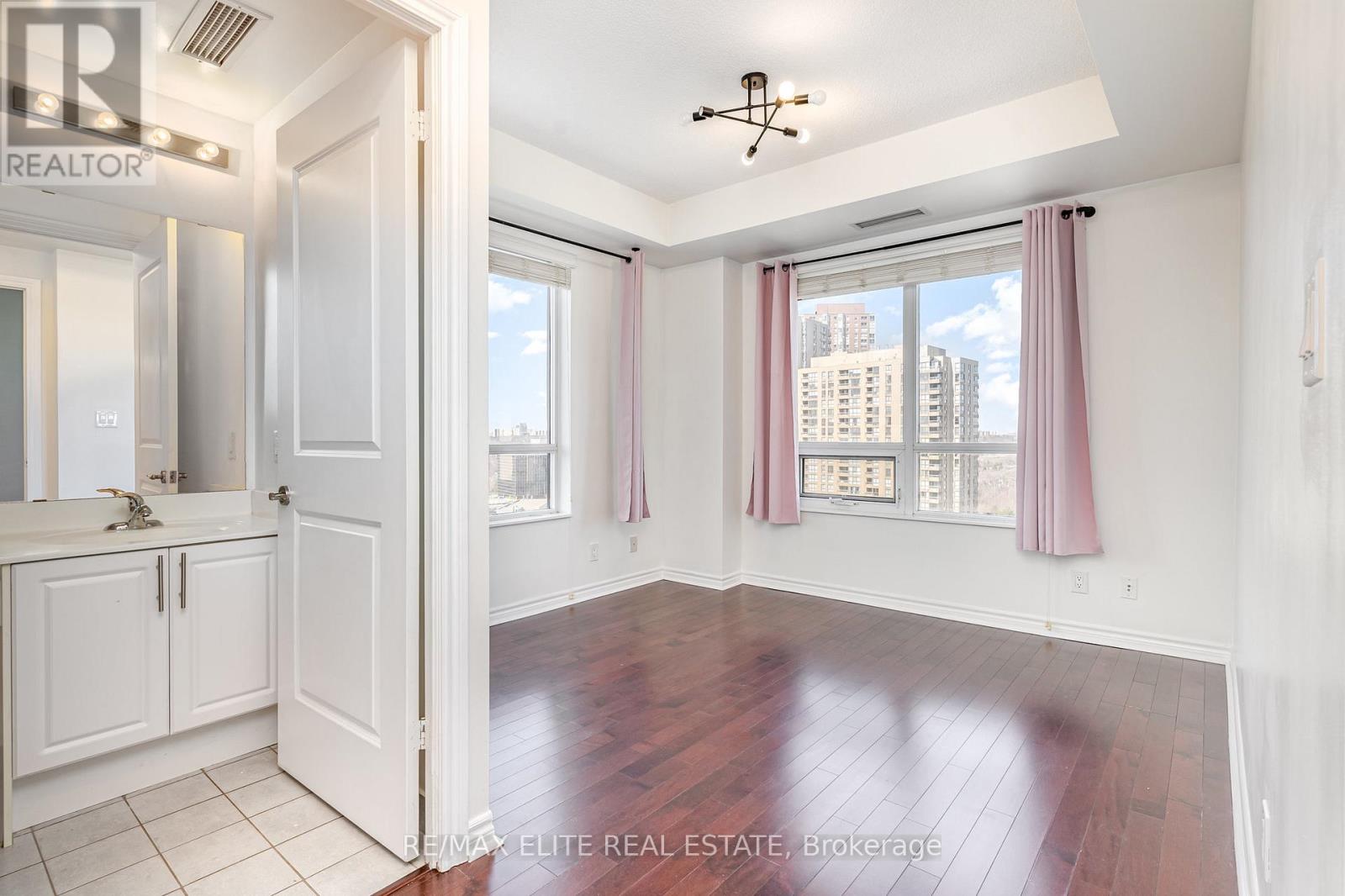 1608 - 133 Wynford Drive, Toronto, Ontario  M3C 0J5 - Photo 9 - C13599762