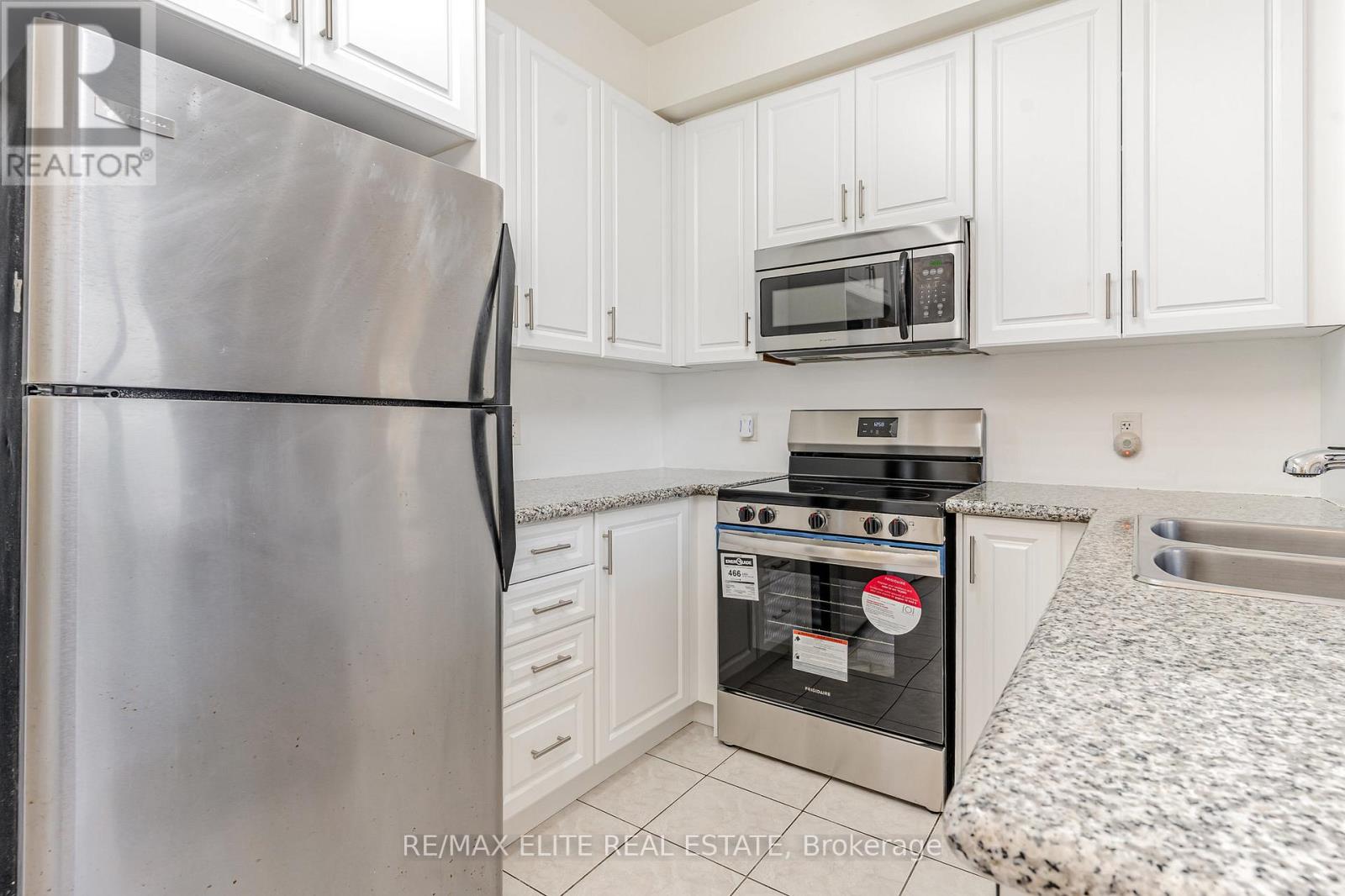 1608 - 133 Wynford Drive, Toronto, Ontario  M3C 0J5 - Photo 3 - C13599762