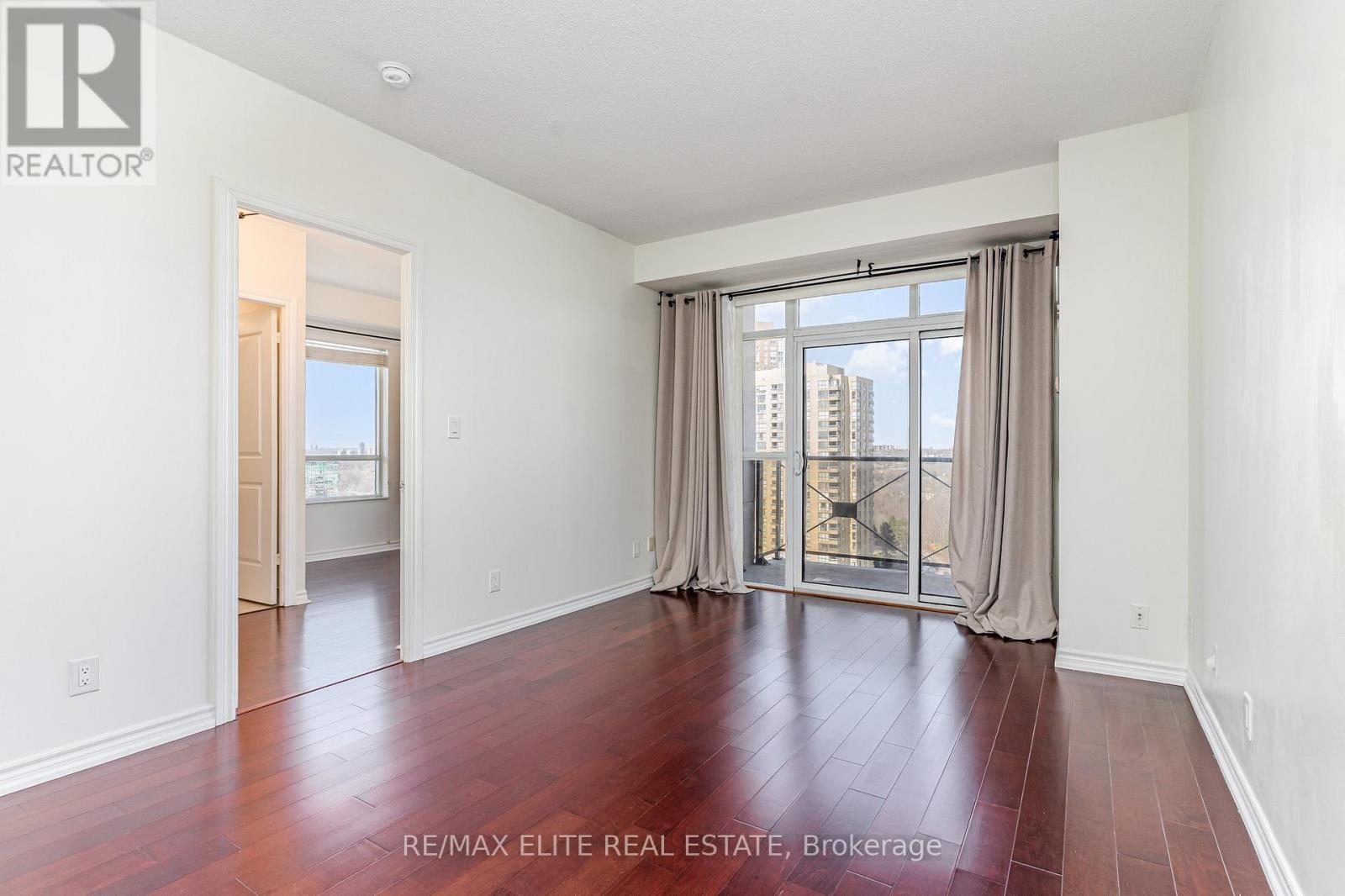 1608 - 133 Wynford Drive, Toronto, Ontario  M3C 0J5 - Photo 8 - C13599762