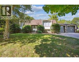 25 BANNISDALE Way, Carlisle, Ontario