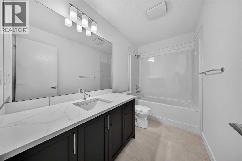 1408 South Point Villas SW, Airdrie, Alberta  T4B 5P2 - Photo 27 - A2330769