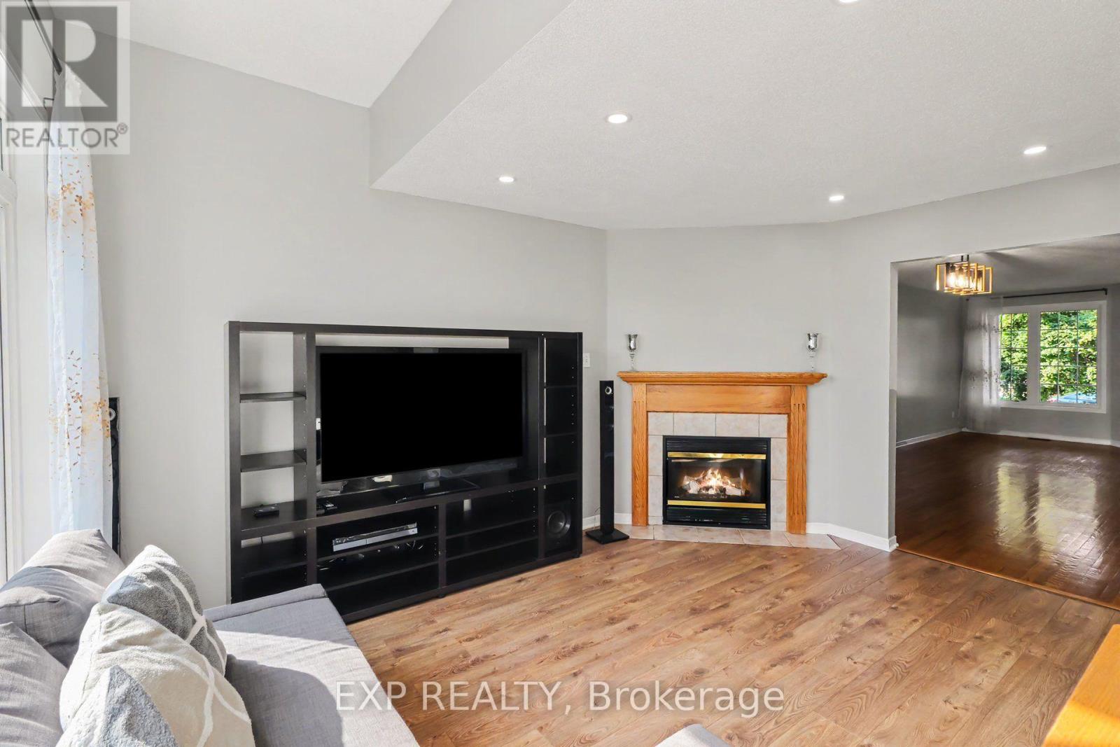 203 Duntroon Circle, Ottawa, Ontario  K1T 4C9 - Photo 15 - X13612126
