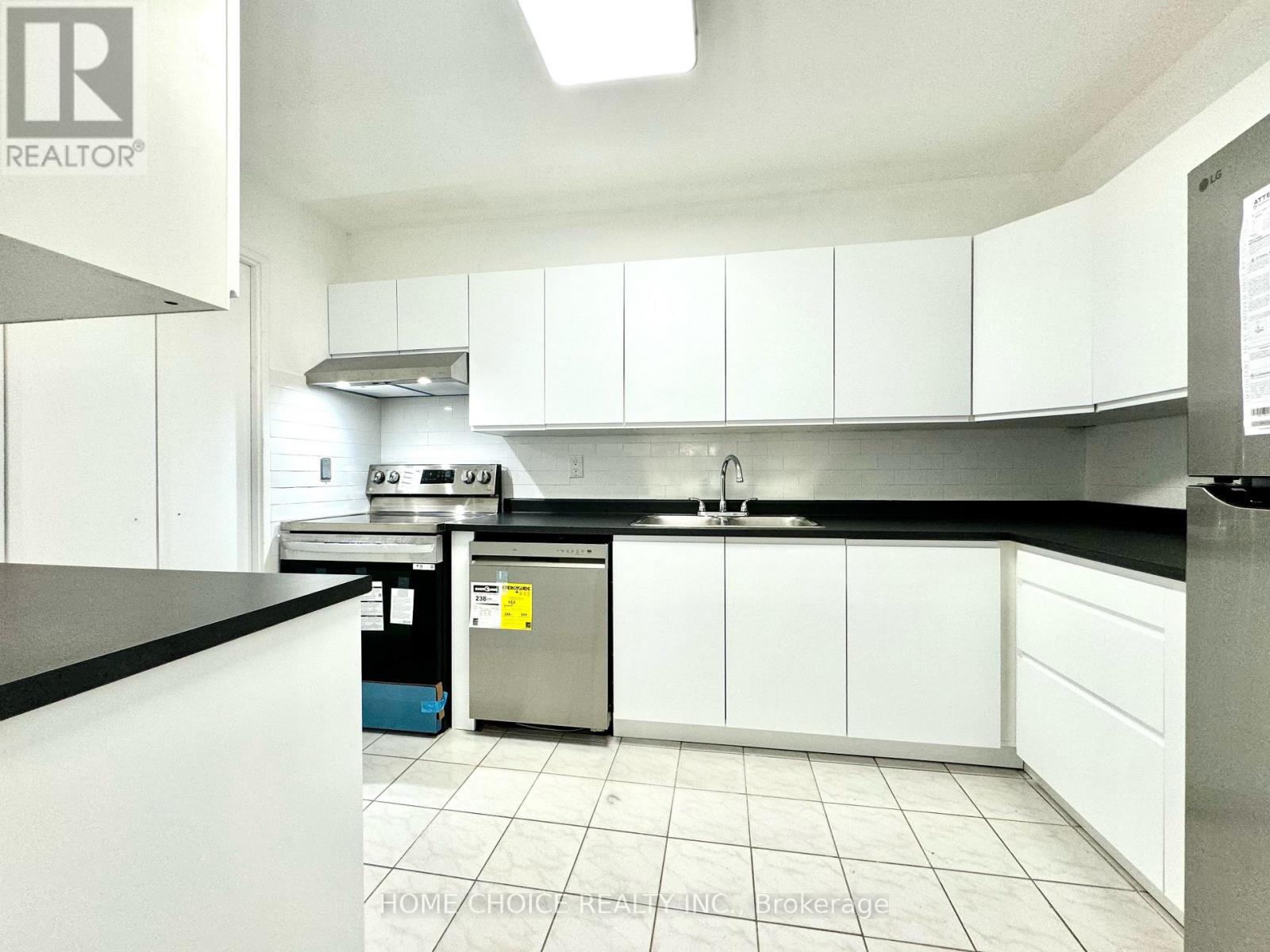 1407 - 120 Dundalk Drive, Toronto, Ontario  M1P 4V9 - Photo 14 - E13612162