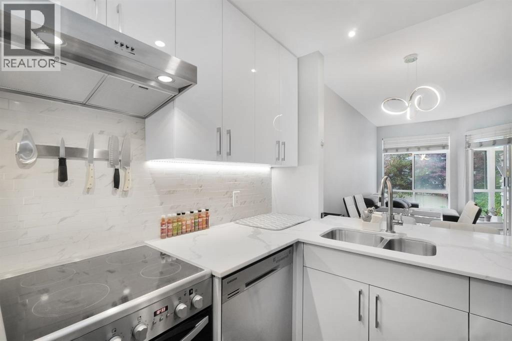 306 630 Roche Point Drive, North Vancouver, British Columbia  V7H 3A1 - Photo 4 - R3150440