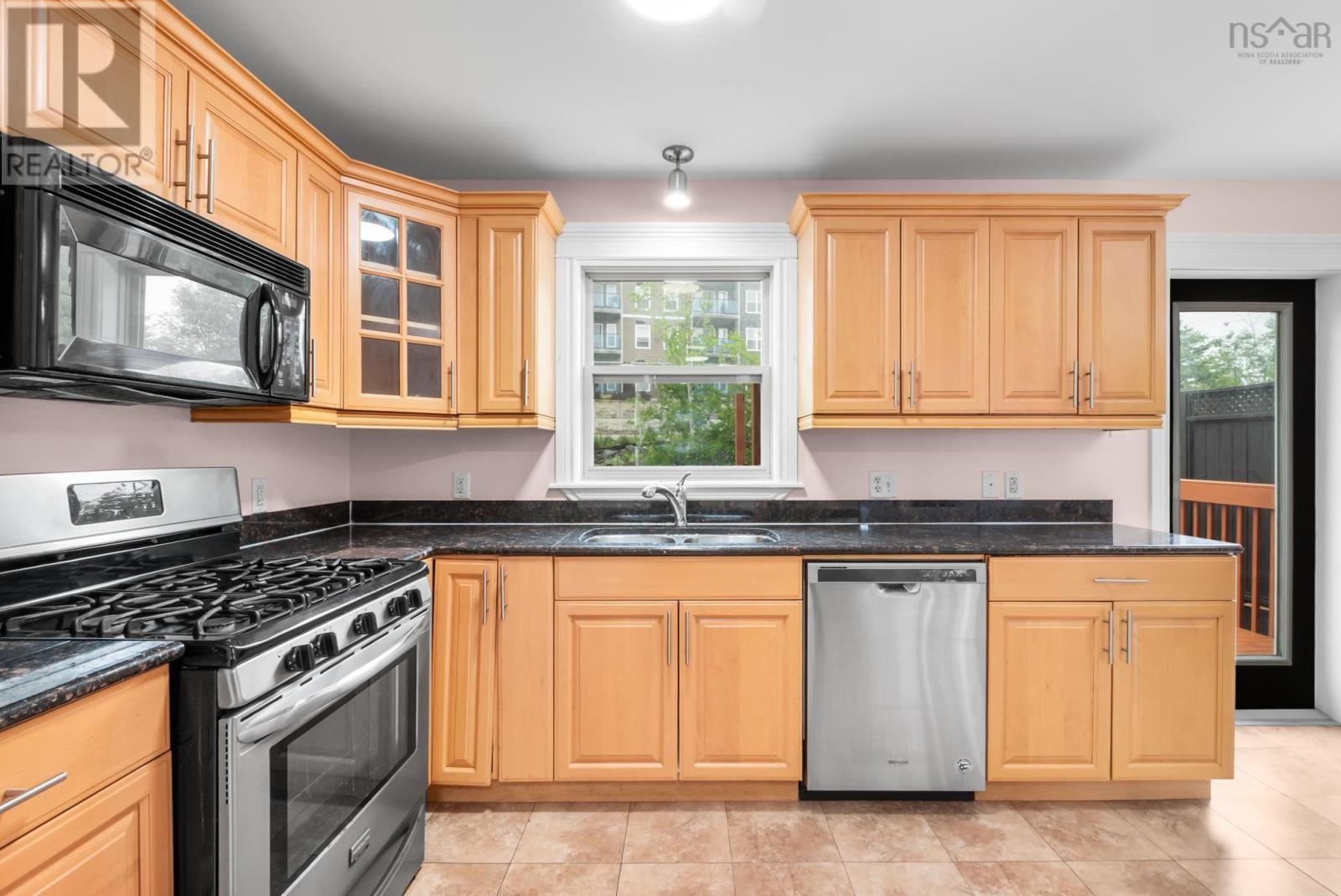 198 Nadia Drive, Dartmouth, Nova Scotia B3A 0A9 - Photo 14 - 202614922