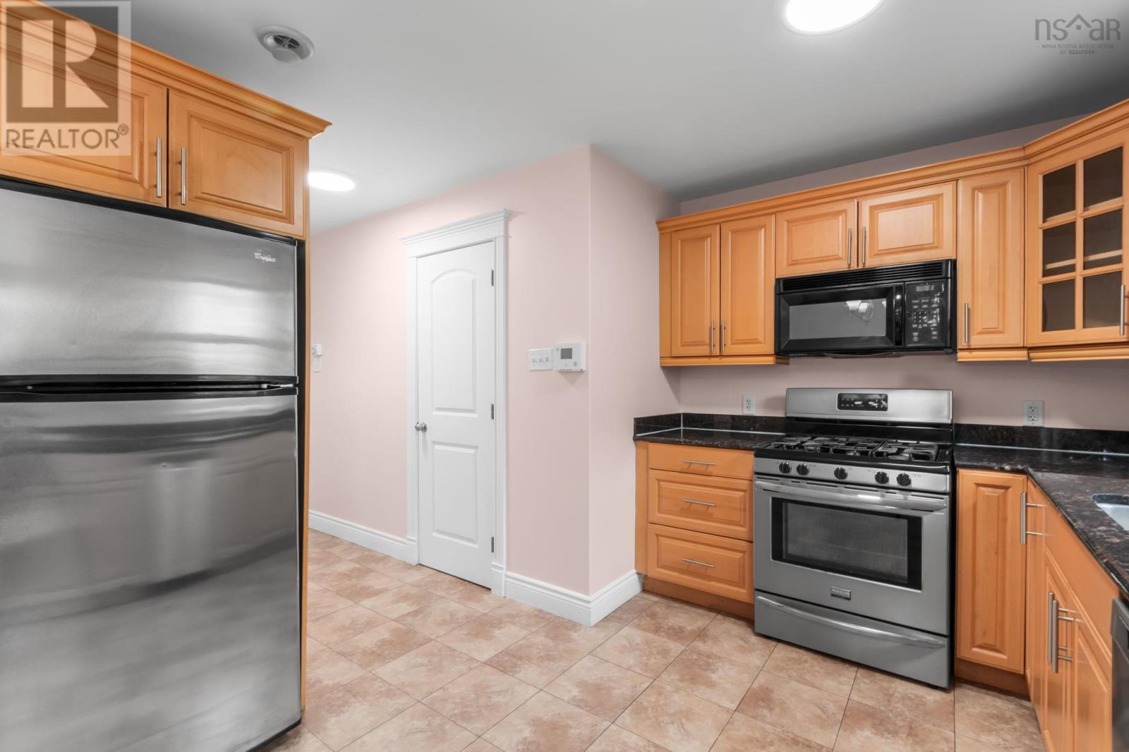 198 Nadia Drive, Dartmouth, Nova Scotia B3A 0A9 - Photo 13 - 202614922