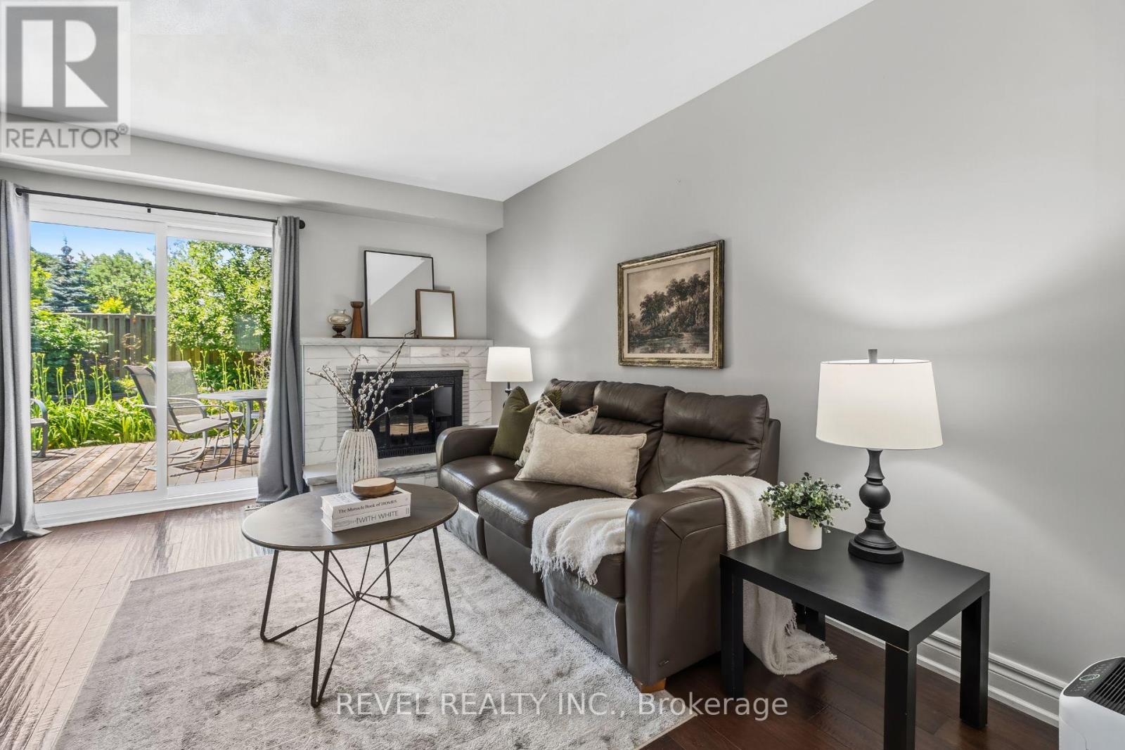 2996 Salerno Crescent, Mississauga, Ontario  L5N 1T6 - Photo 4 - W13612182