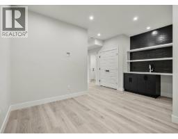 1221 Lone Pine Drive, Kelowna, British Columbia  V1P 0A5 - Photo 17 - 10385910