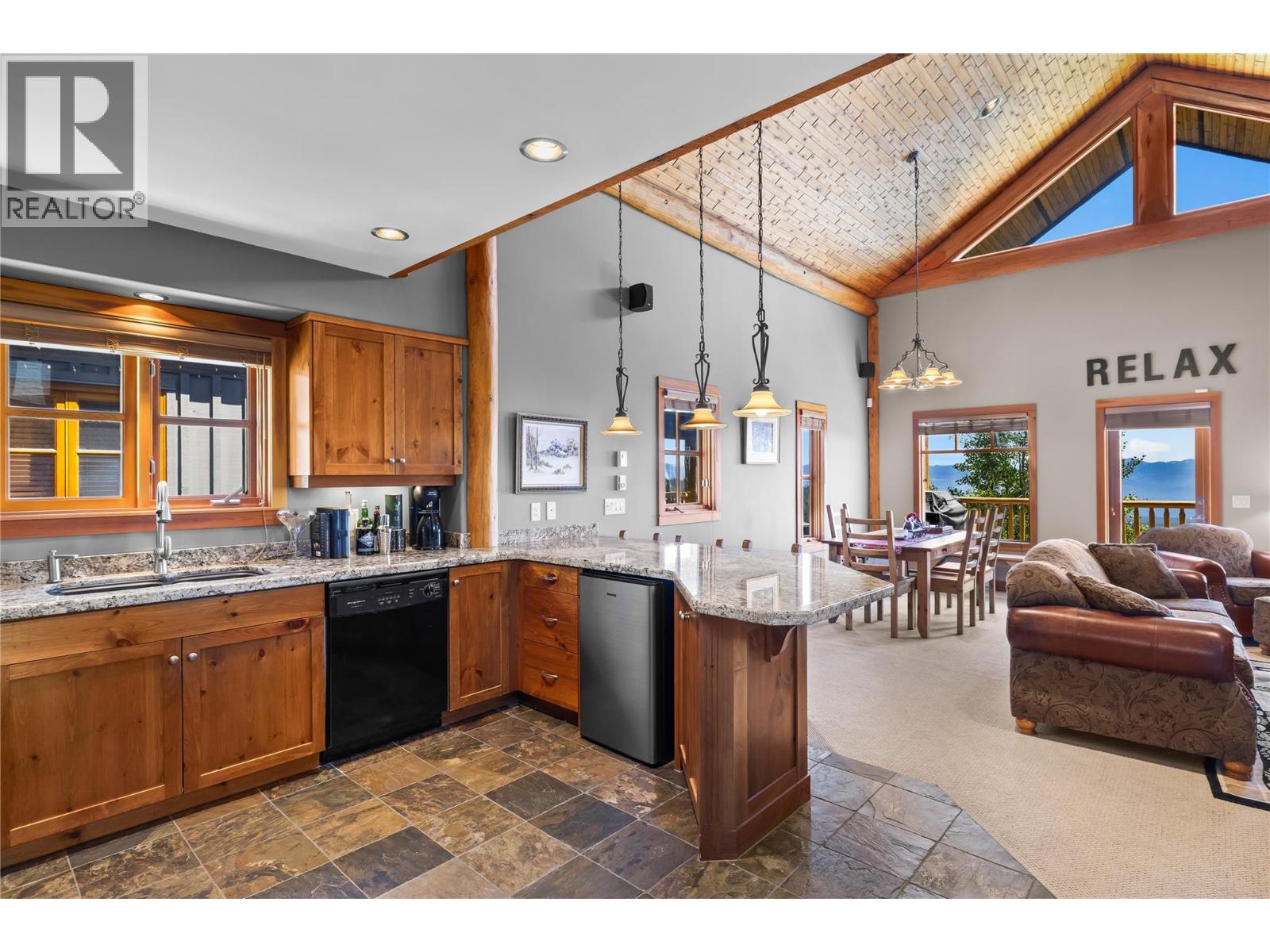 360 Whitehorse Lane Unit# 14, Big White, British Columbia  V1P 1T4 - Photo 5 - 10393893