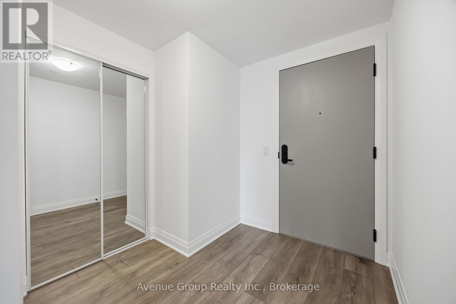 315 - 700 Sheppard Avenue W, Toronto, Ontario  M3H 0G5 - Photo 6 - C13608448