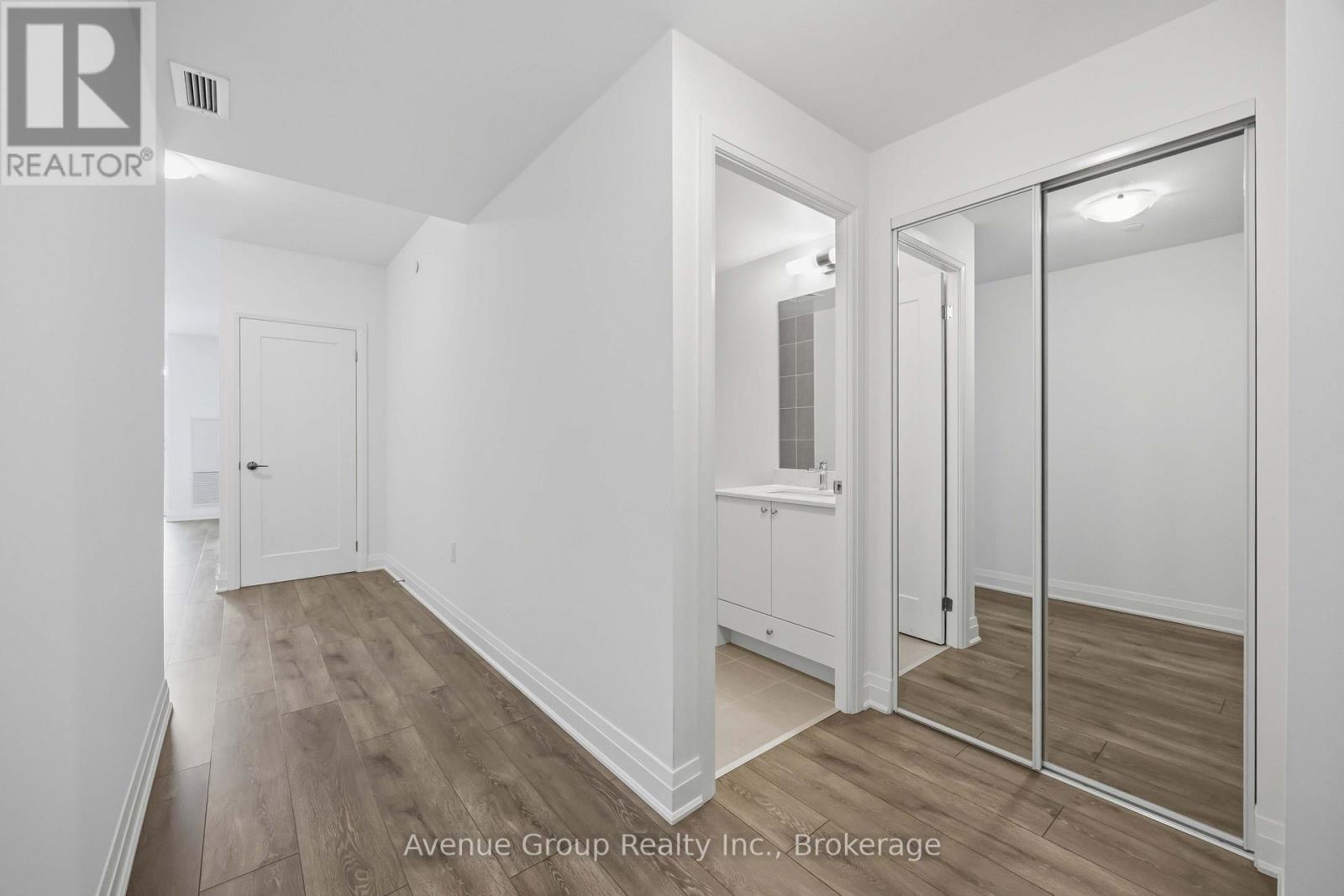 315 - 700 Sheppard Avenue W, Toronto, Ontario  M3H 0G5 - Photo 7 - C13608448