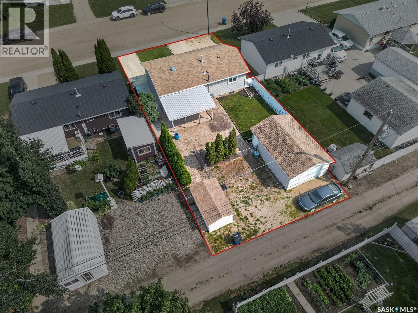 107 Kingston Street, Melfort, Saskatchewan  S0E 1A0 - Photo 3 - SK043800