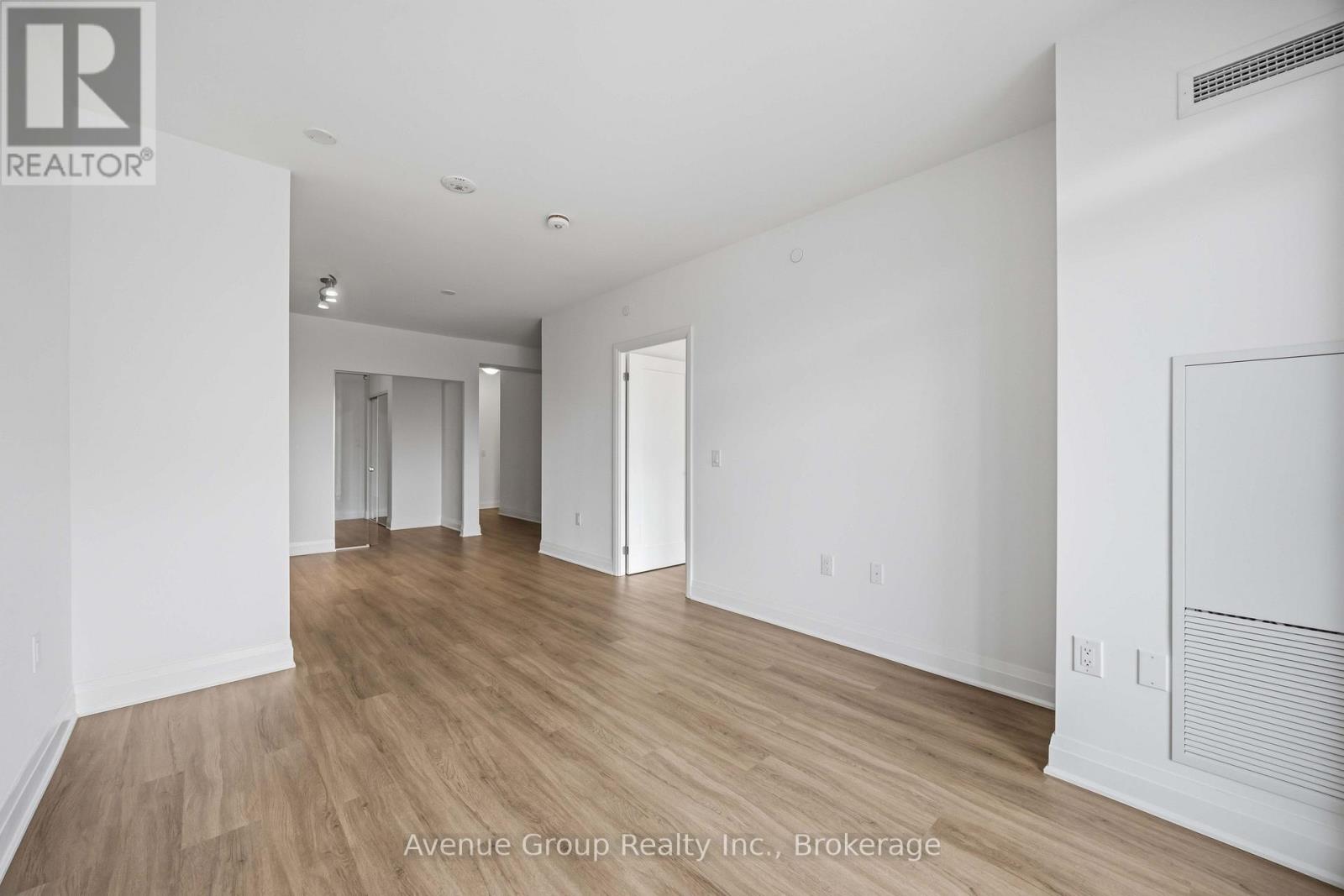 312 - 700 Sheppard Avenue W, Toronto, Ontario  M3H 0G5 - Photo 9 - C13608432