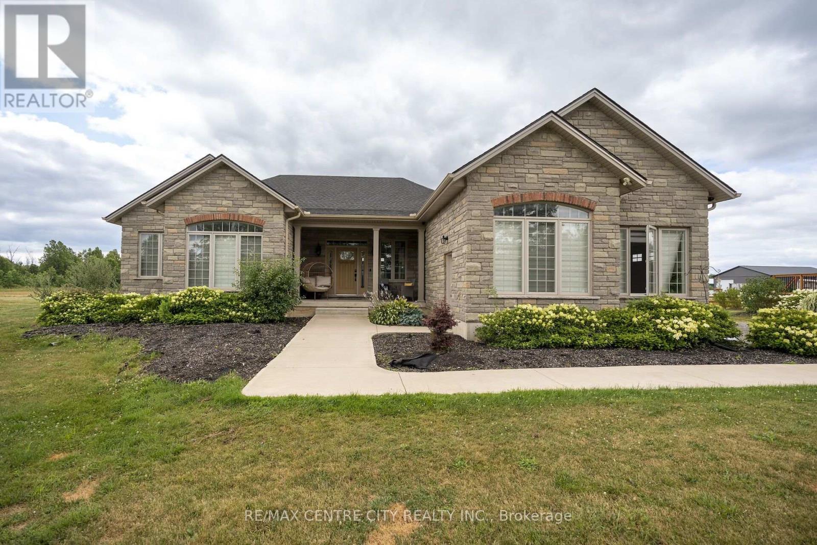 2301 Townline Road, Fort Erie, Ontario  L0S 1S0 - Photo 30 - X13105182