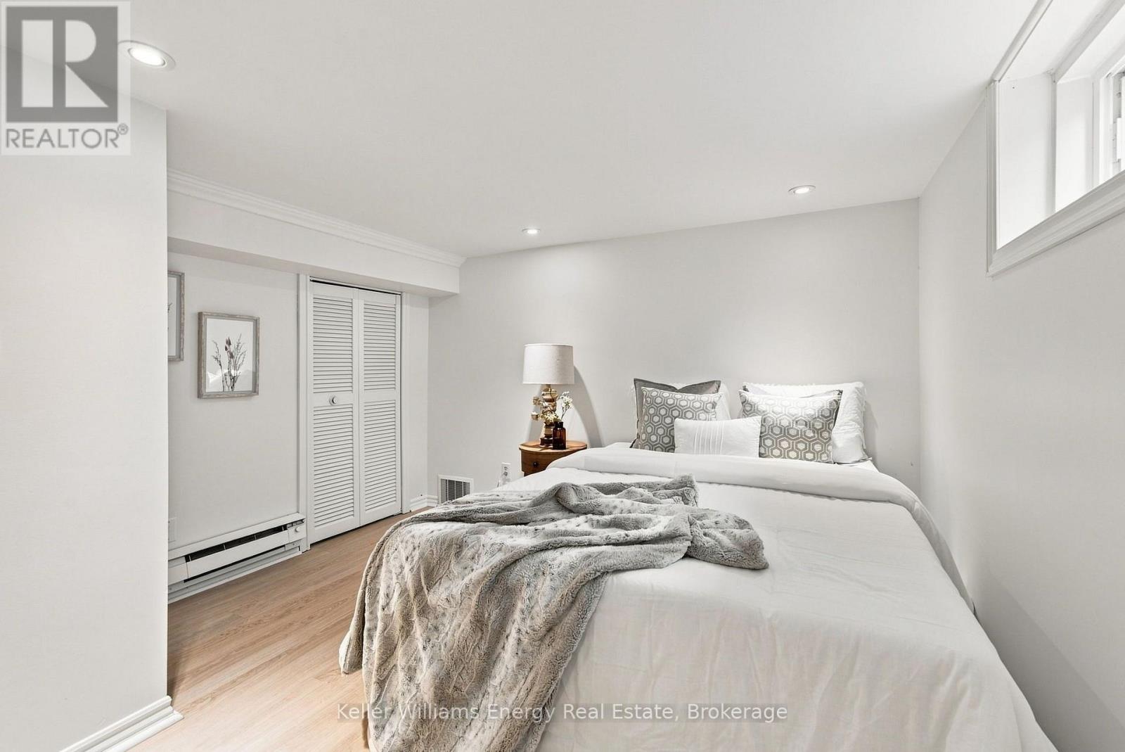 172 Central Park Boulevard S, Oshawa (Central), Ontario  L1H 5W7 - Photo 25 - E13612436