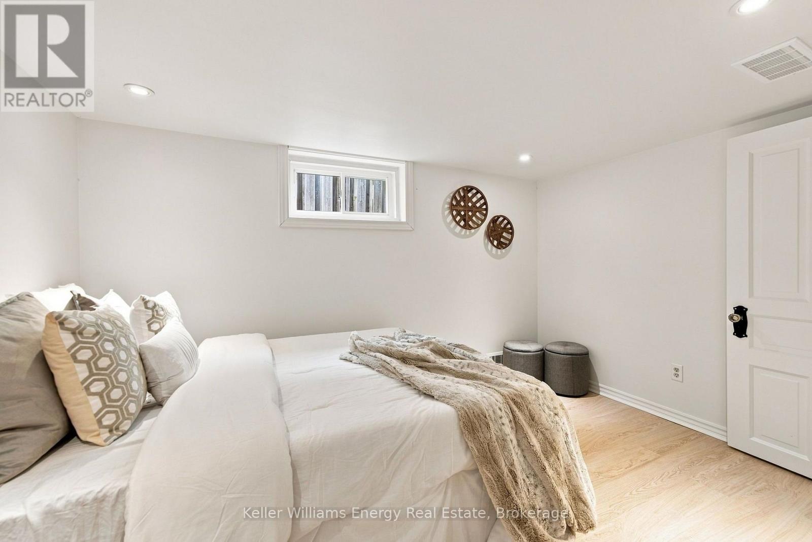 172 Central Park Boulevard S, Oshawa (Central), Ontario  L1H 5W7 - Photo 26 - E13612436