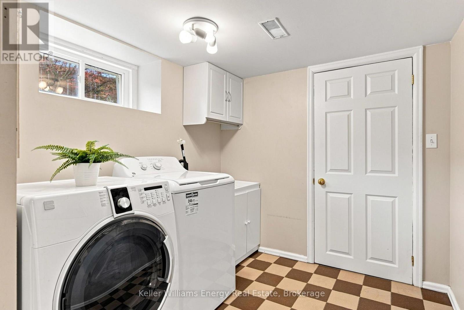 172 Central Park Boulevard S, Oshawa (Central), Ontario  L1H 5W7 - Photo 29 - E13612436