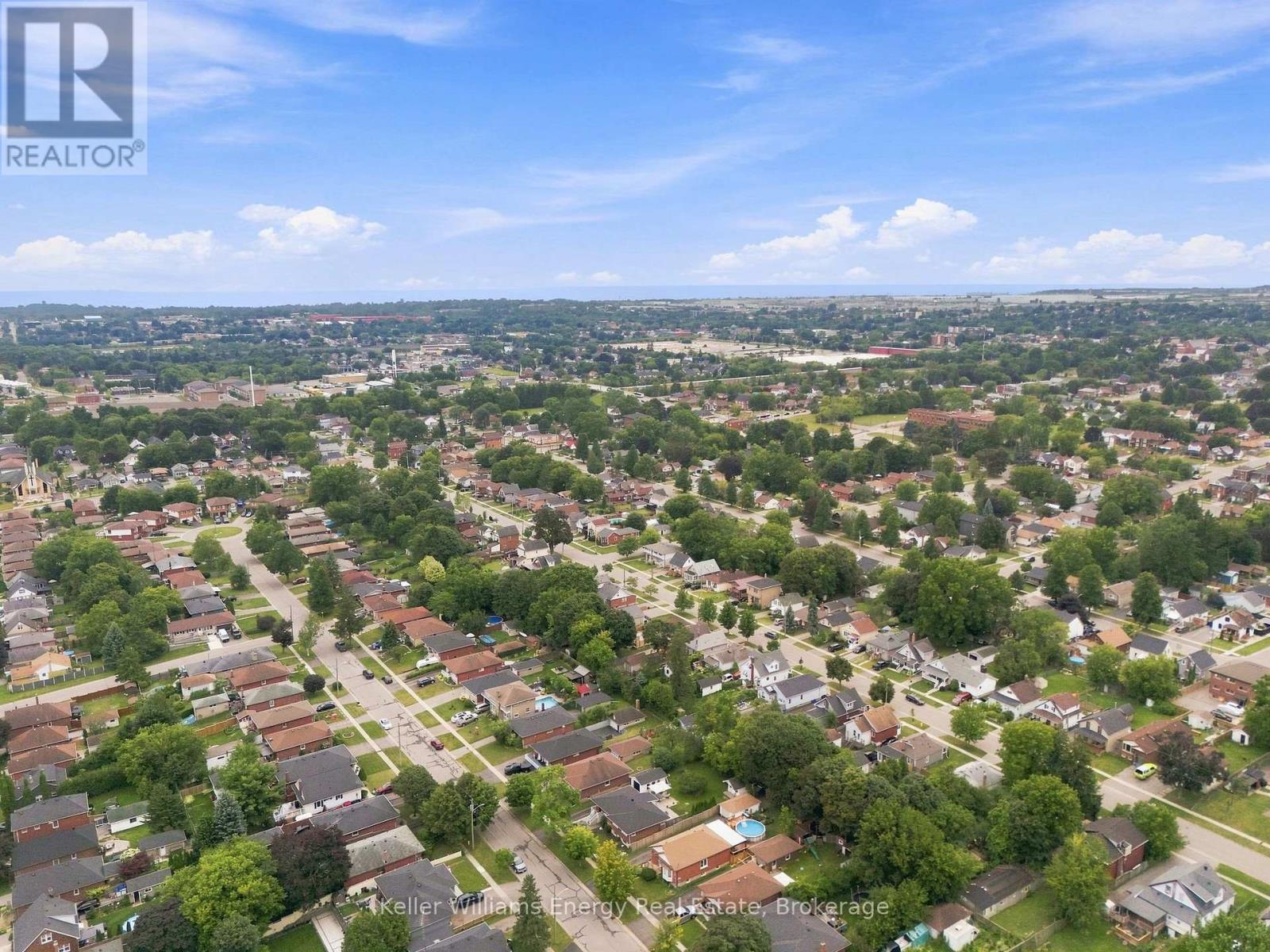 172 Central Park Boulevard S, Oshawa (Central), Ontario  L1H 5W7 - Photo 39 - E13612436