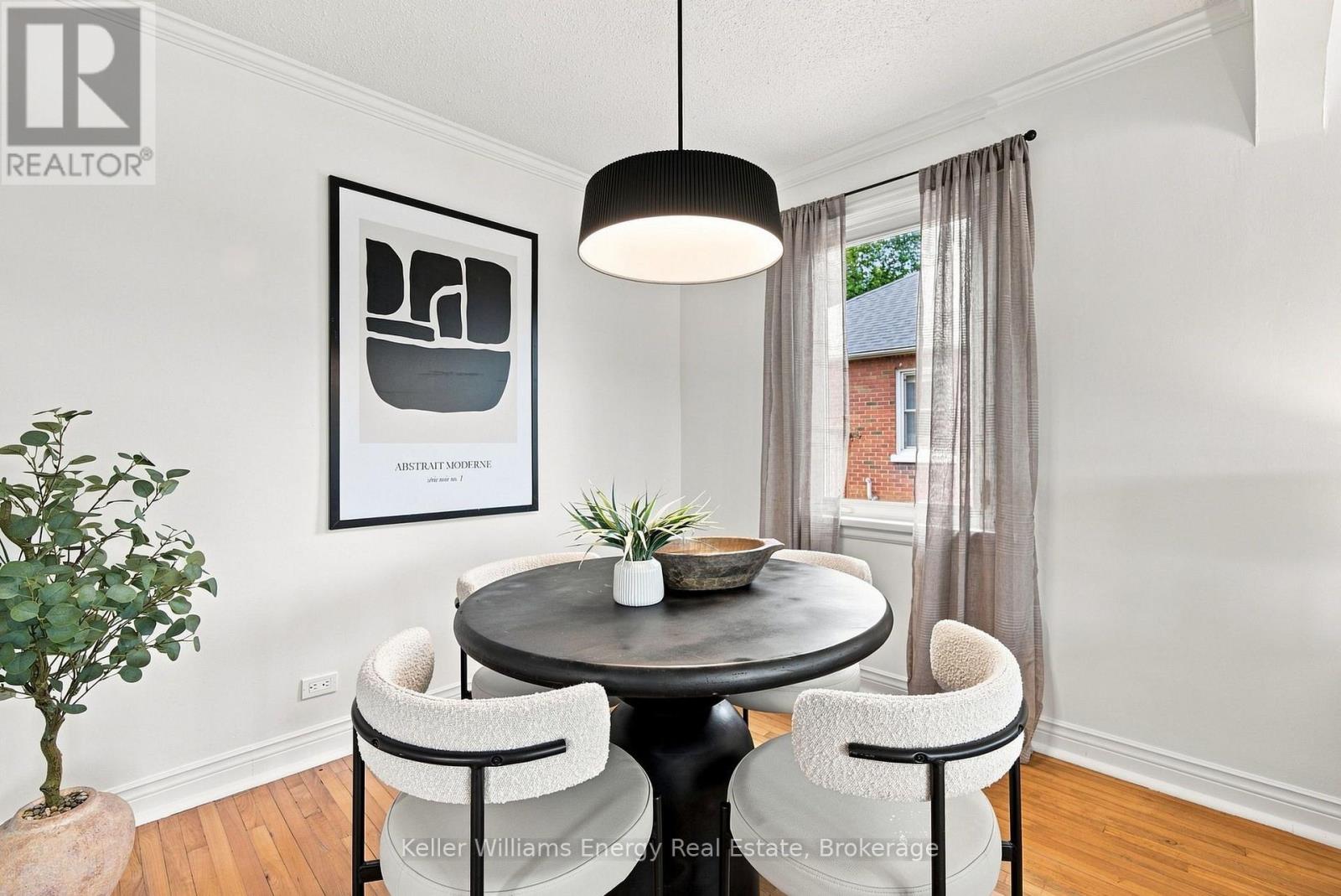 172 Central Park Boulevard S, Oshawa (Central), Ontario  L1H 5W7 - Photo 8 - E13612436
