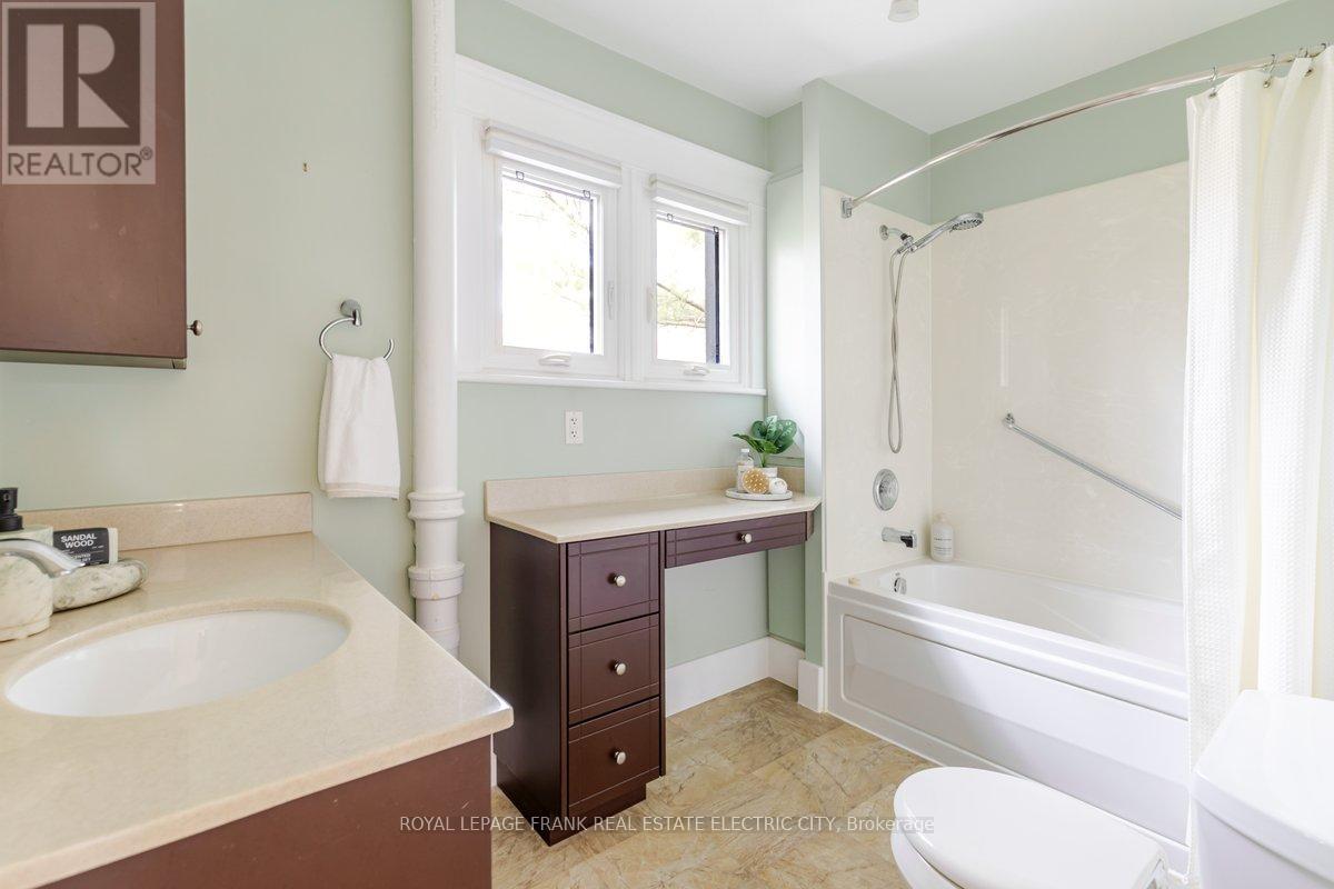 520 Homewood Avenue, Peterborough, Ontario  K9H 2N3 - Photo 40 - X13612232