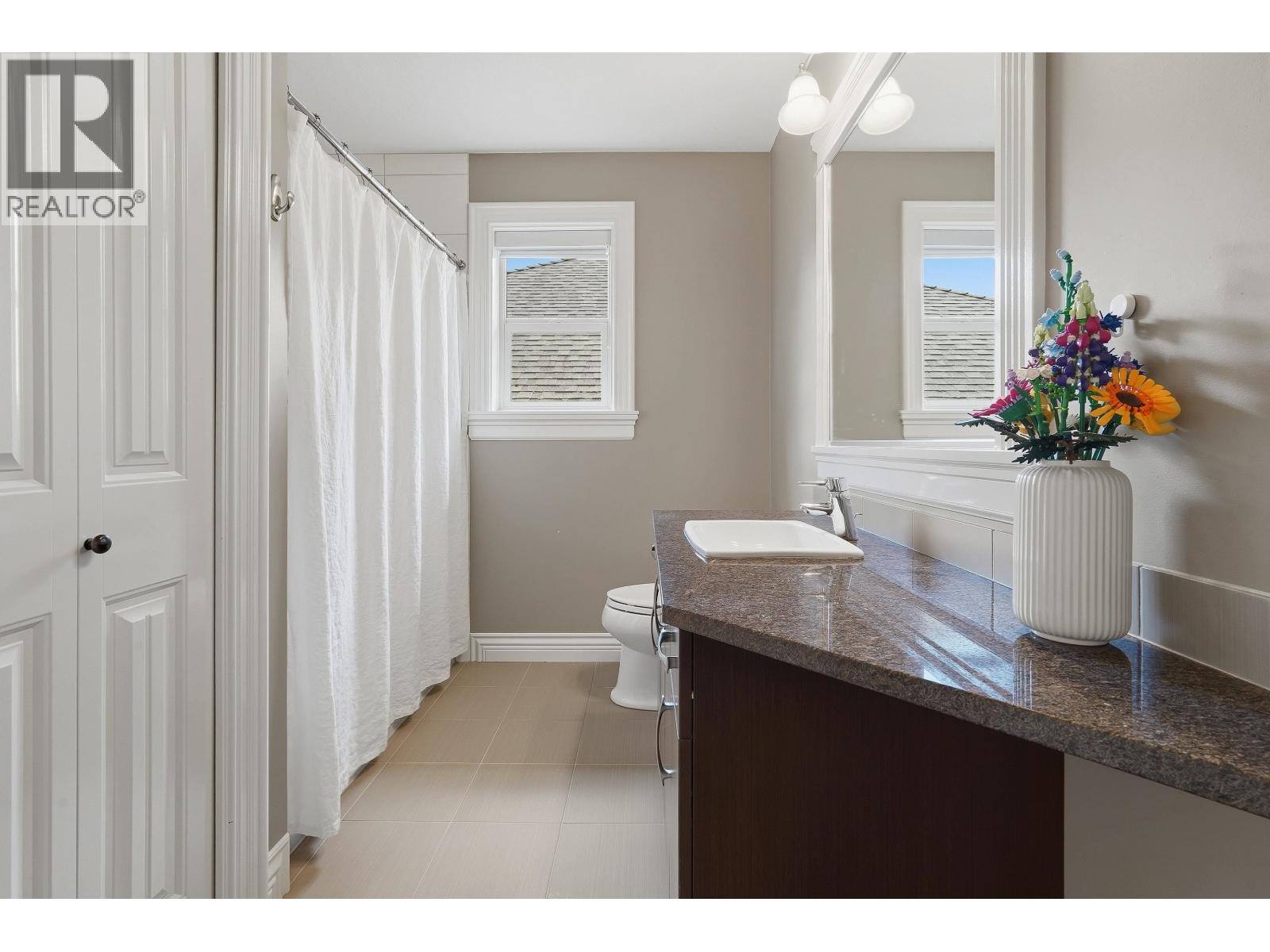 1225 Burkemont Place, Coquitlam, British Columbia  V3B 0C8 - Photo 22 - R3150379