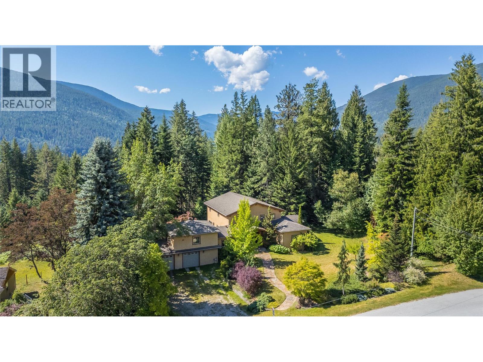 3179 Heddle Road, Nelson, British Columbia  V1L 6M2 - Photo 2 - 10380904
