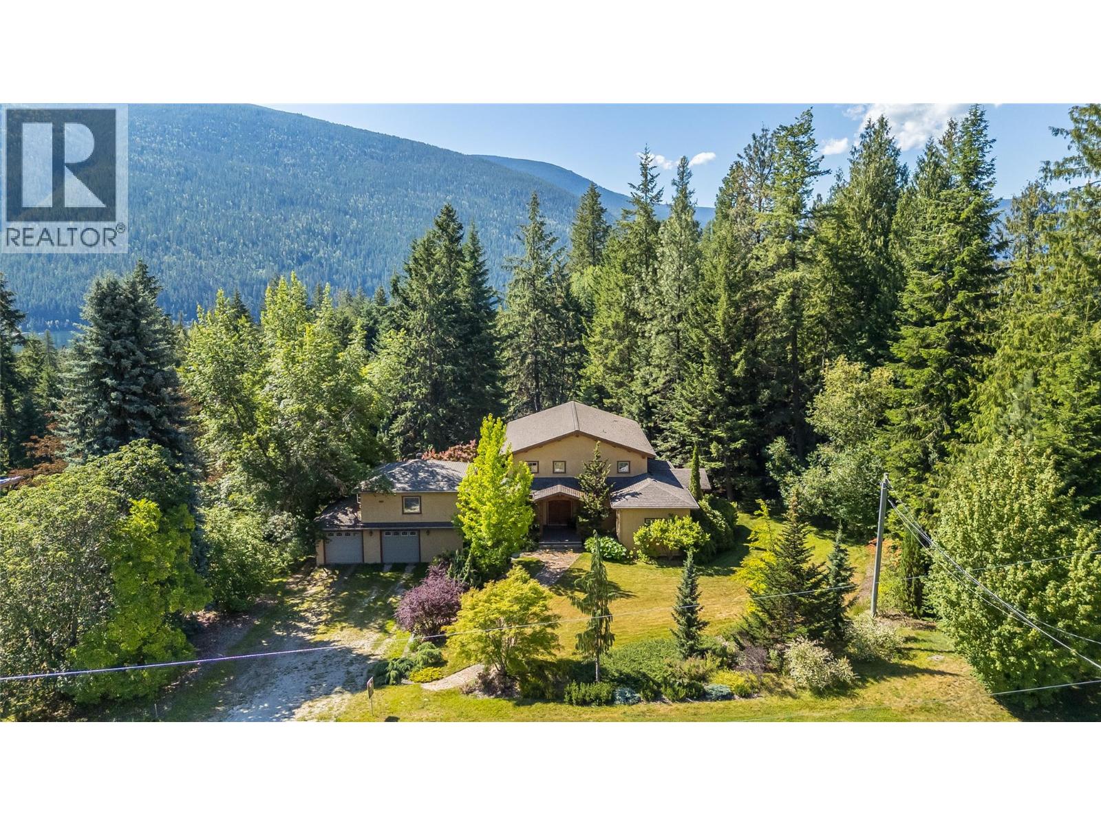 3179 Heddle Road, Nelson, British Columbia  V1L 6M2 - Photo 3 - 10380904