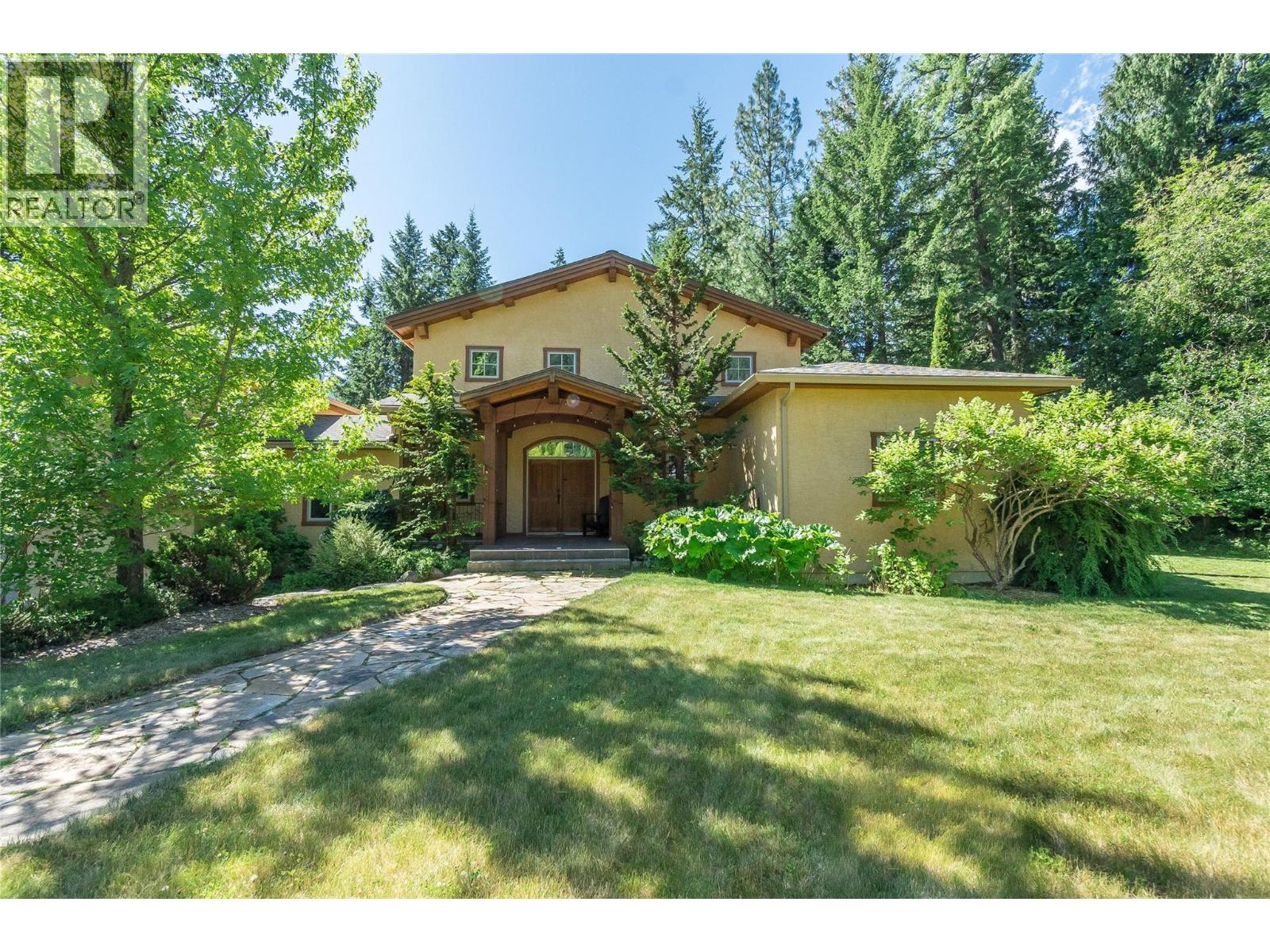 3179 Heddle Road, Nelson, British Columbia  V1L 6M2 - Photo 11 - 10380904