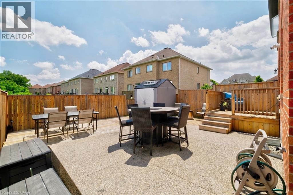 21 Summerberry Way, Hamilton, Ontario  L9B 0G2 - Photo 46 - 40844498