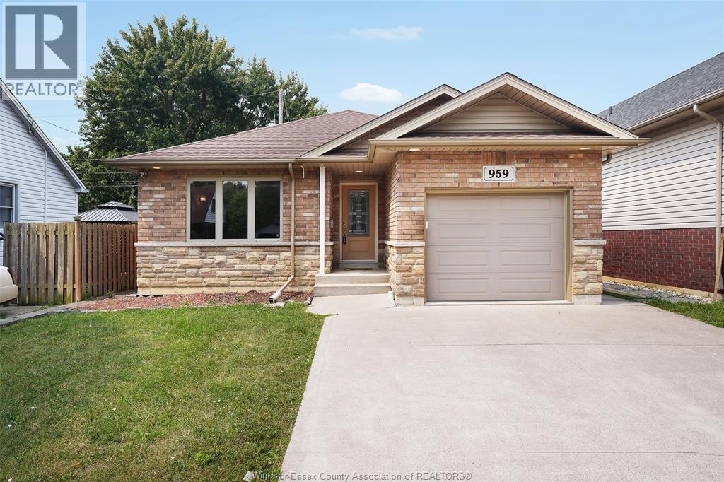 959 Prado Place, windsor, Ontario