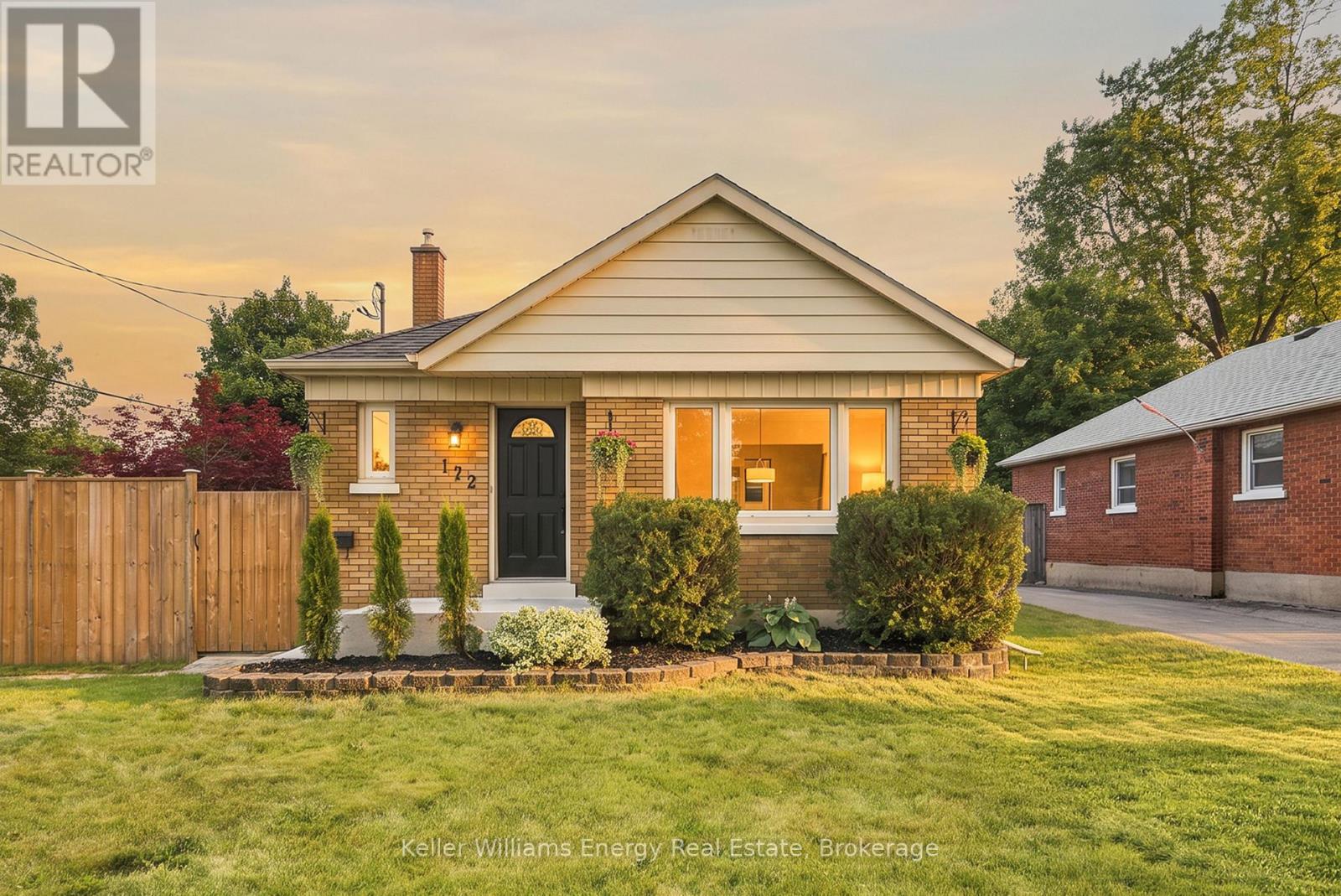 172 CENTRAL PARK BOULEVARD S, Oshawa, Ontario