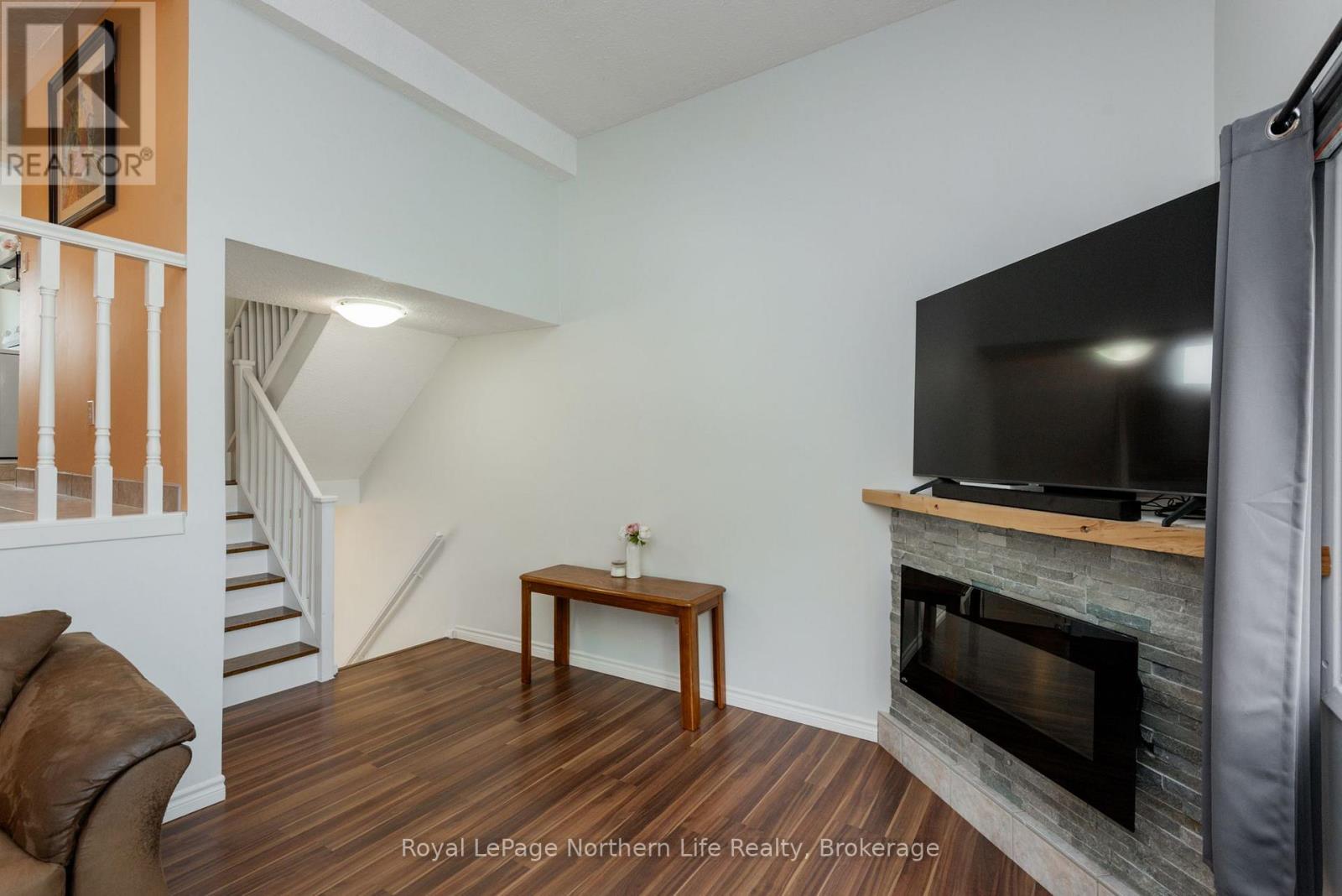 1 - 644 Lakeshore Drive, North Bay (Ferris), Ontario  P1A 3N6 - Photo 15 - X13612390