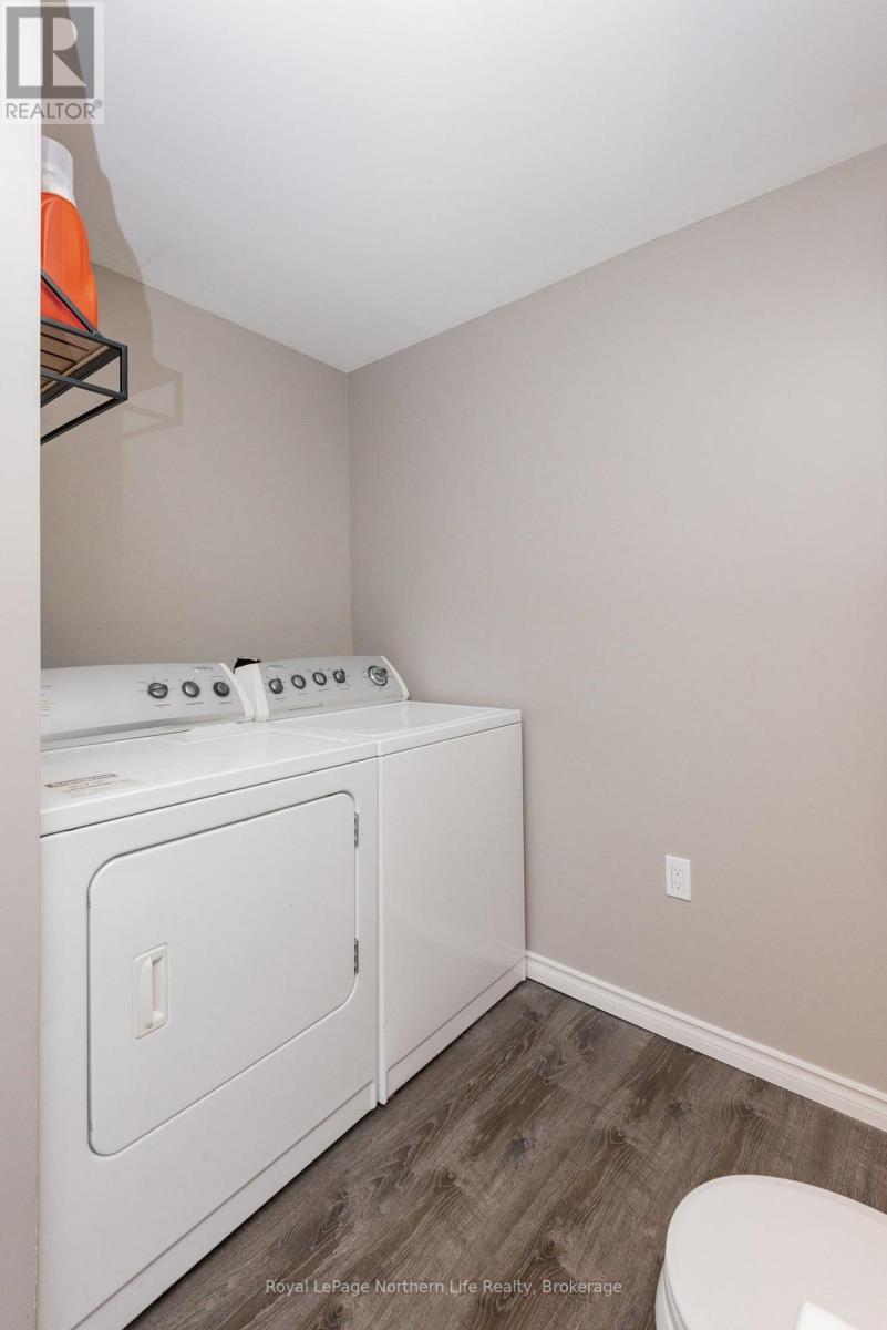 1 - 644 Lakeshore Drive, North Bay (Ferris), Ontario  P1A 3N6 - Photo 5 - X13612390