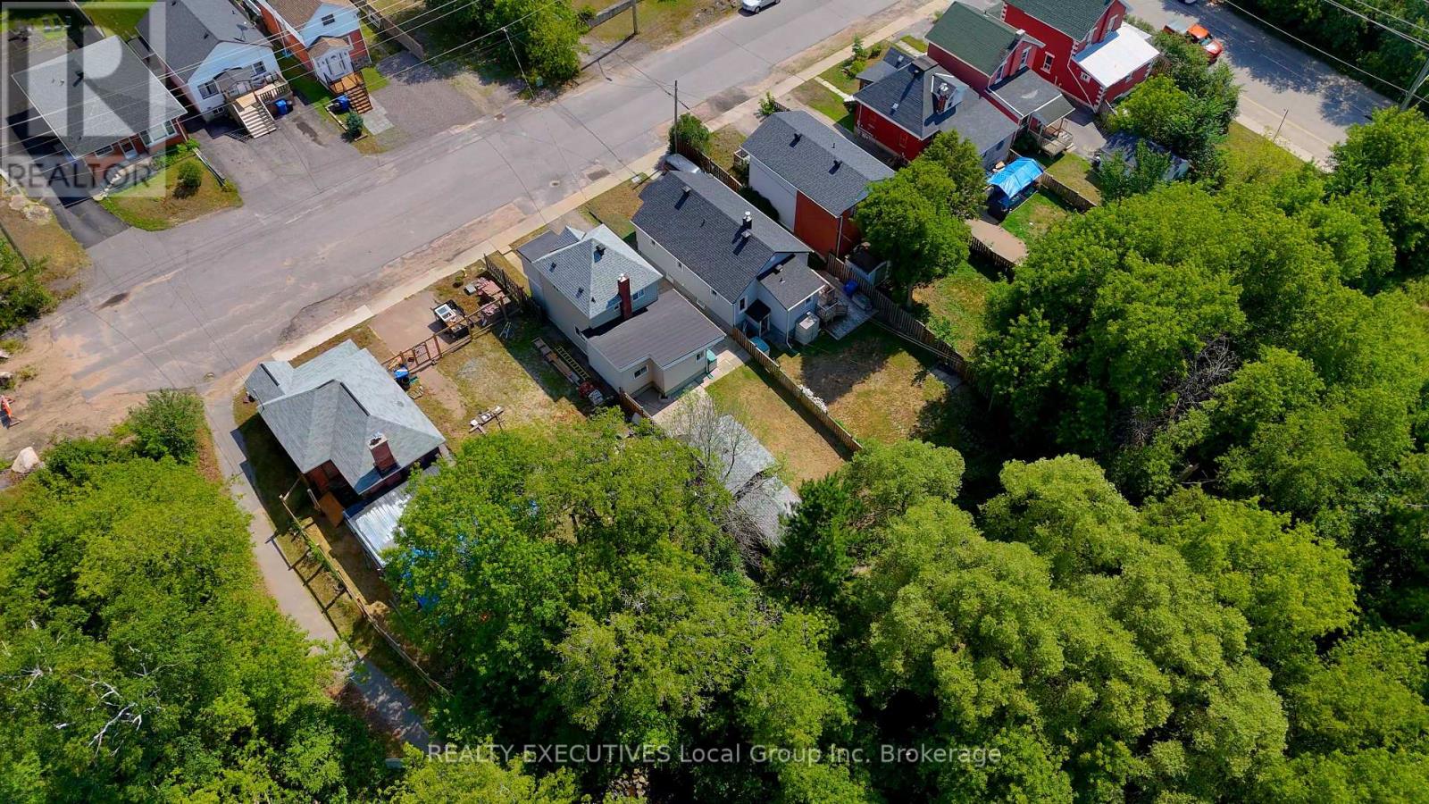 572 Metcalfe Street, North Bay, Ontario  P1B 2P8 - Photo 38 - X13612526