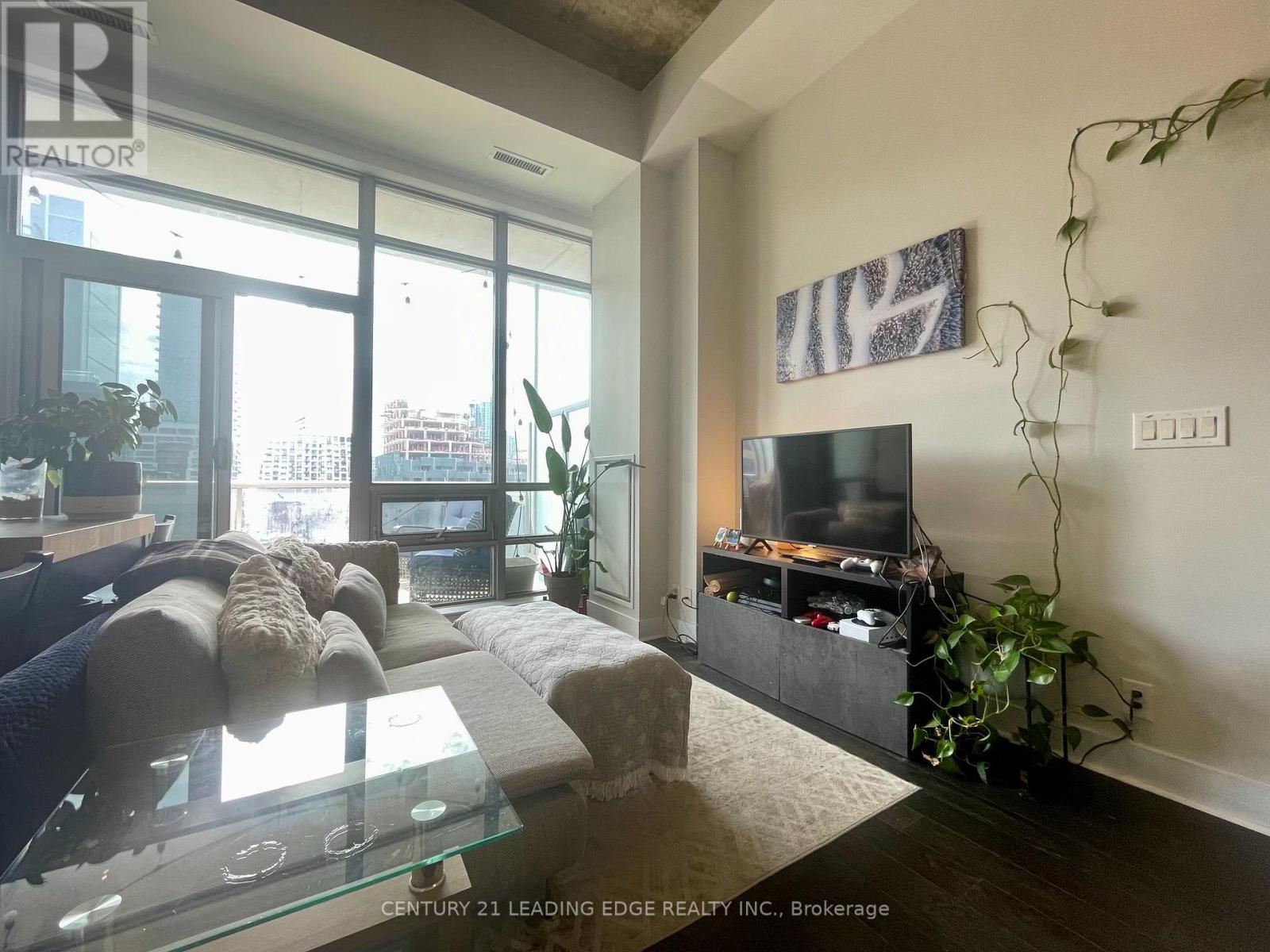Ph1008 - 399 Adelaide Street W, Toronto, Ontario  M5V 1S4 - Photo 3 - C13612250