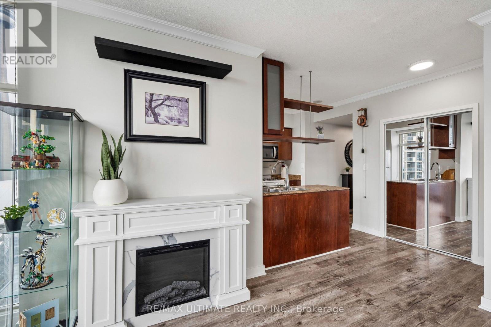 4003 - 35 Mariner Terrace, Toronto, Ontario  M5V 3V9 - Photo 18 - C13612254